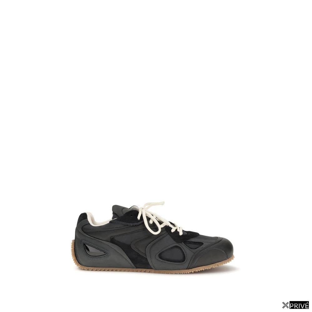 Chaussures de sport noires — 1