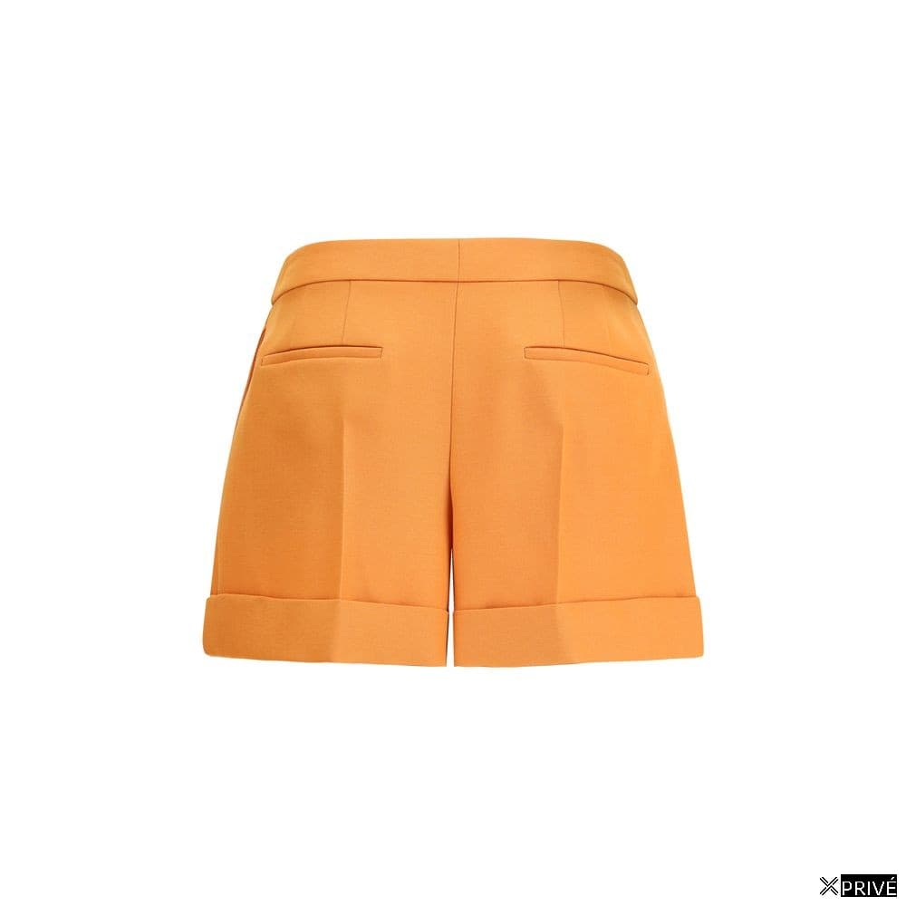 Short orange — 2