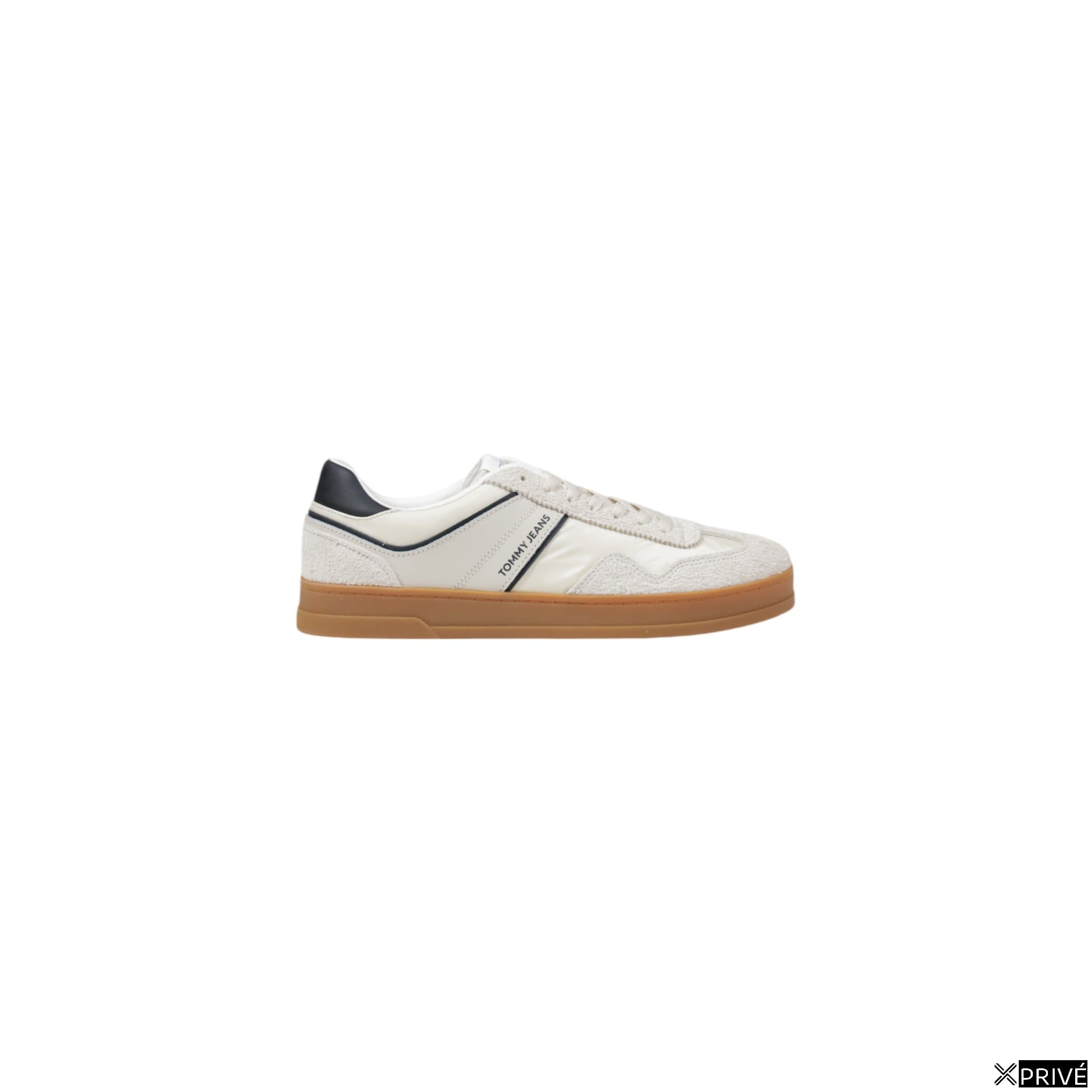 Chaussures de sport blanches — 1
