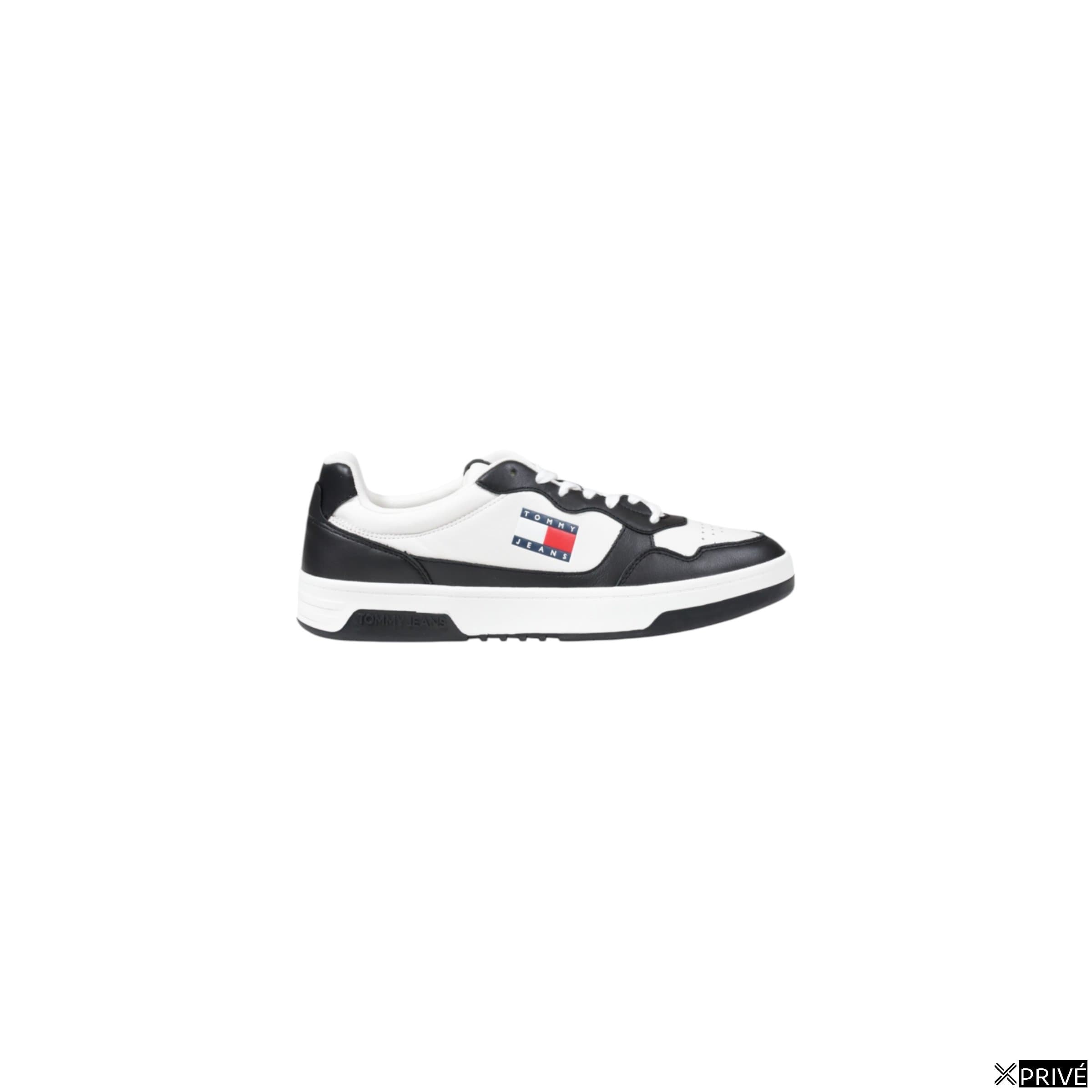 Chaussures de sport blanches — 1