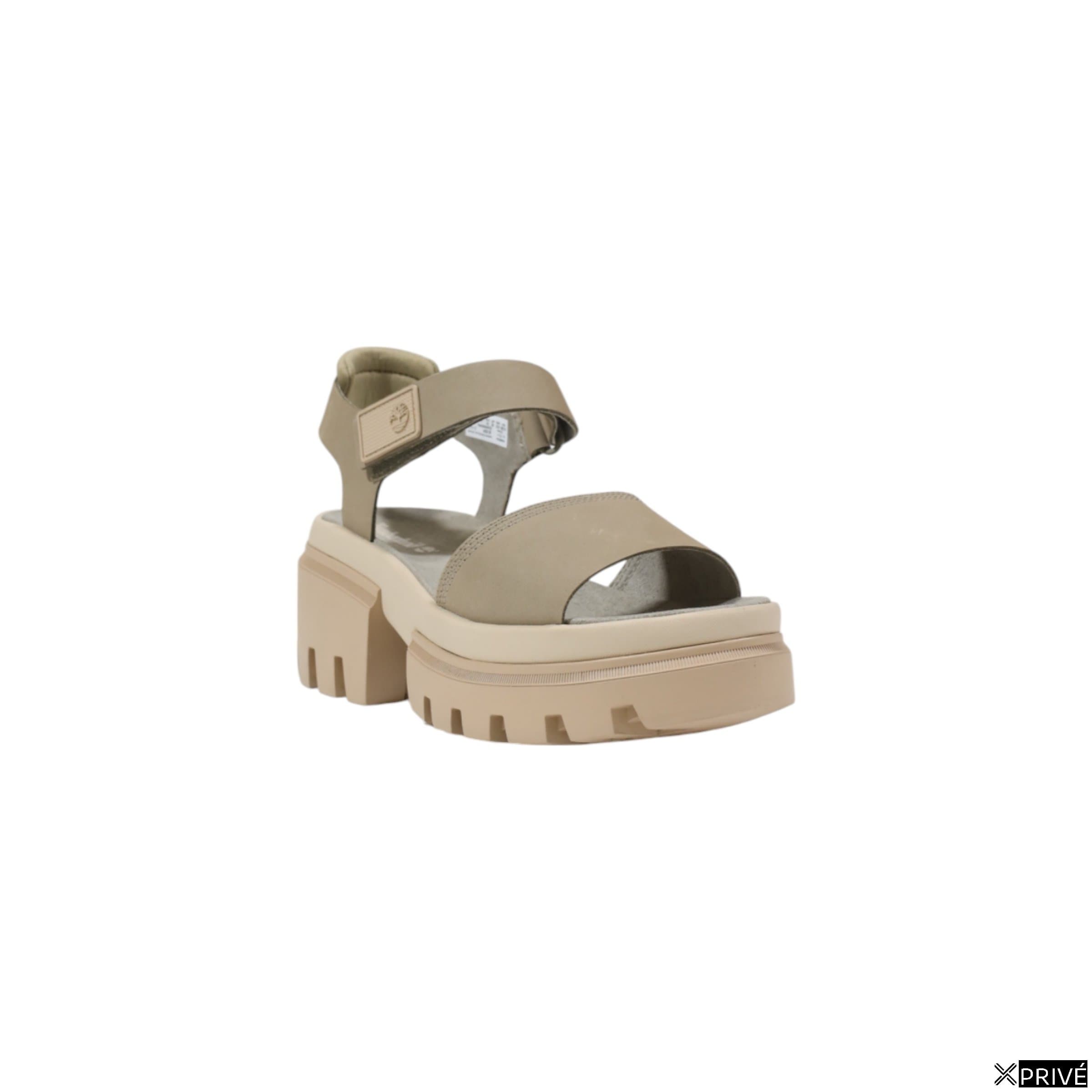 Sandales beiges — 2