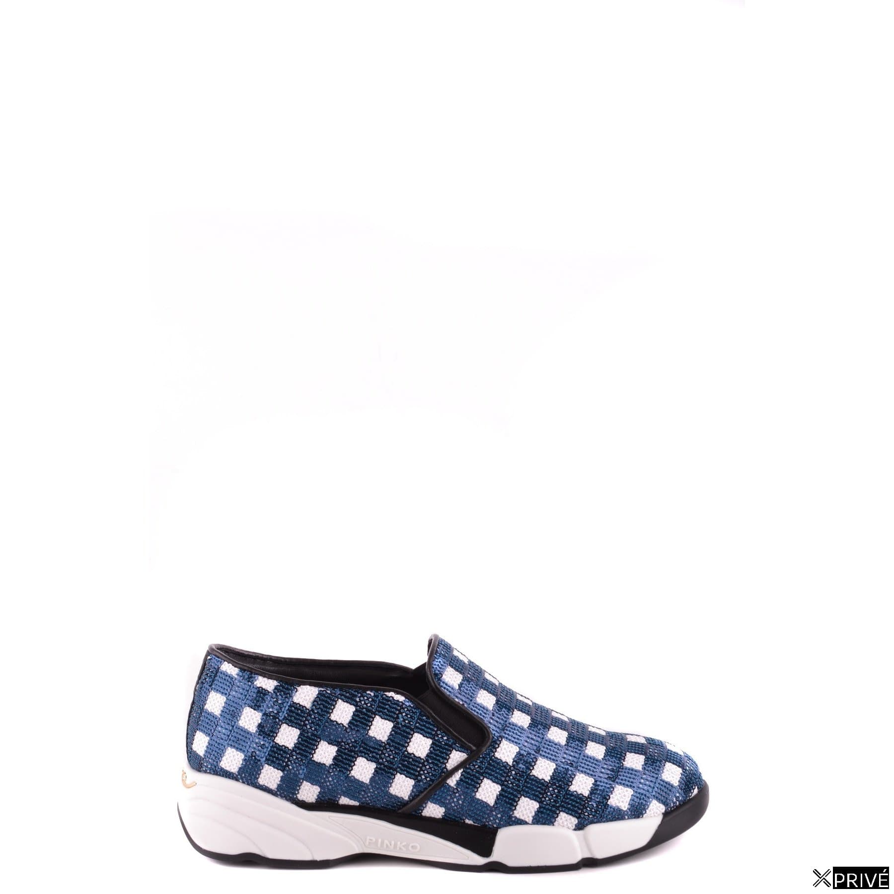 Chaussures de sport bleues — 1