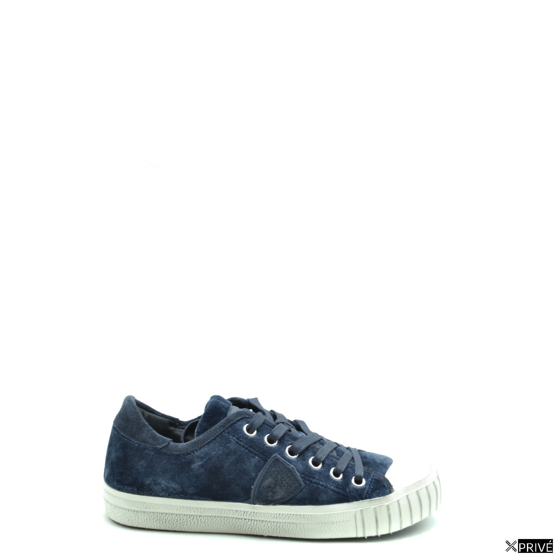 Chaussures de sport bleues — 1