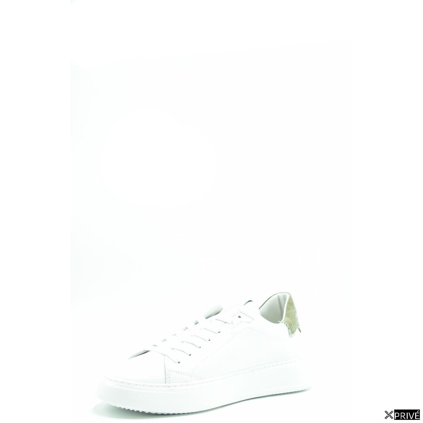 Chaussures de sport blanches — 2