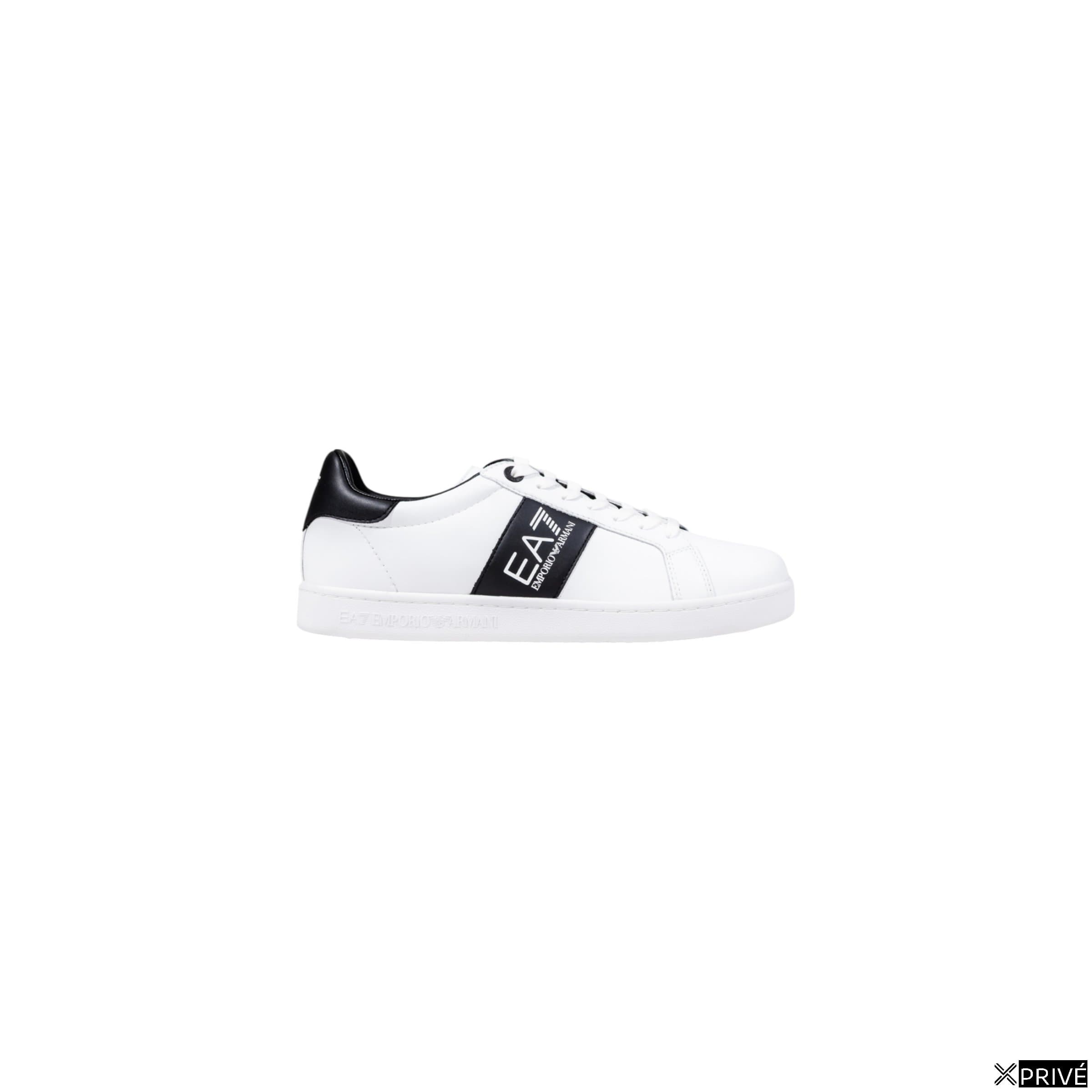 Chaussures de sport blanches — 1