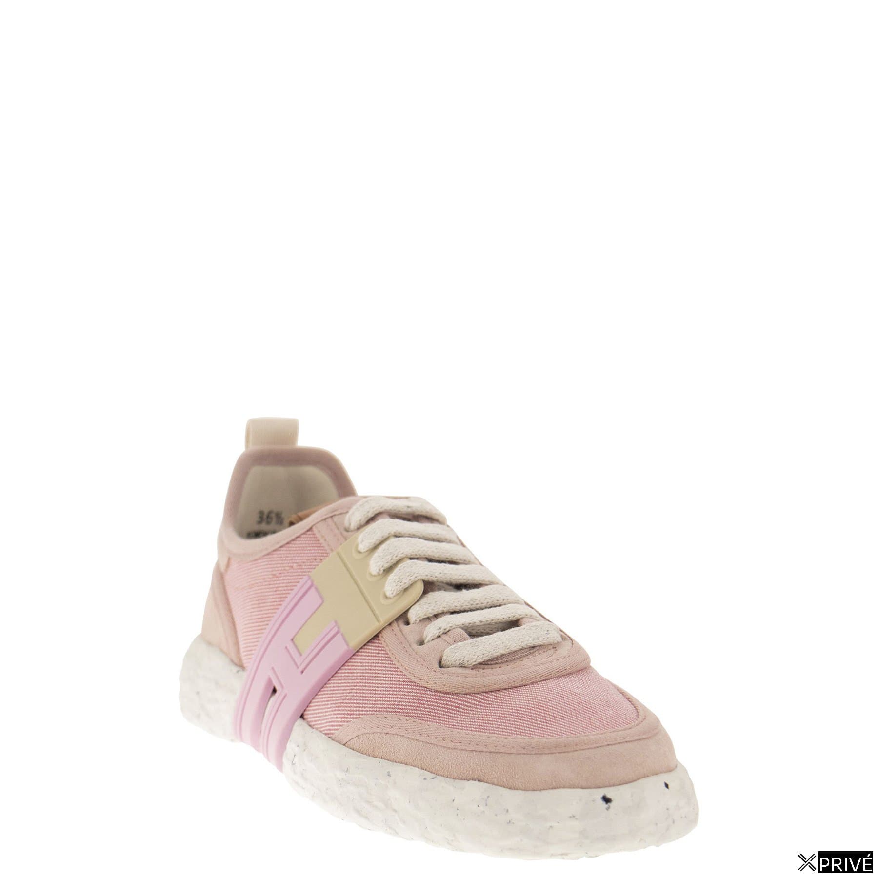 Chaussures de sport roses — 2