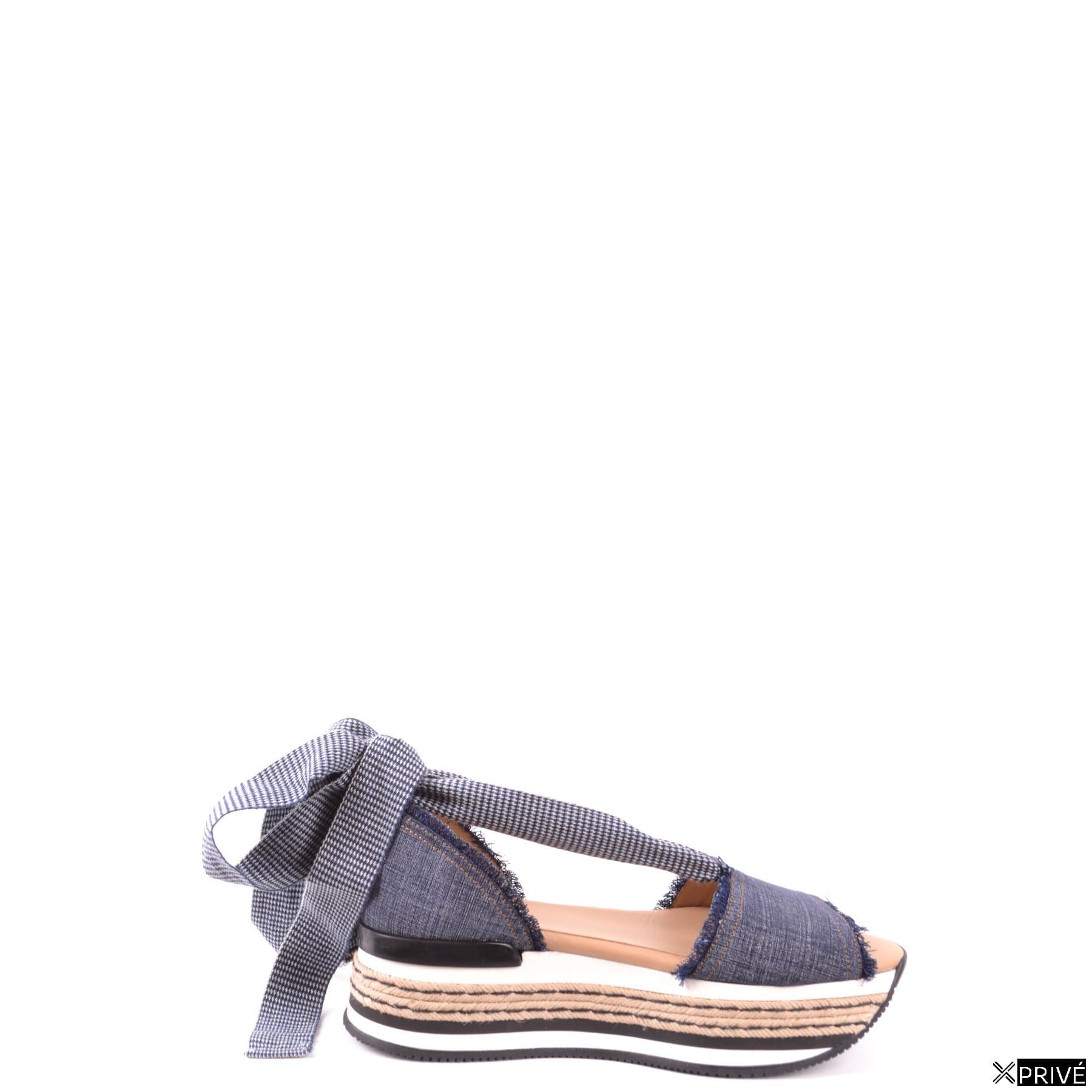 Sandales bleues — 1