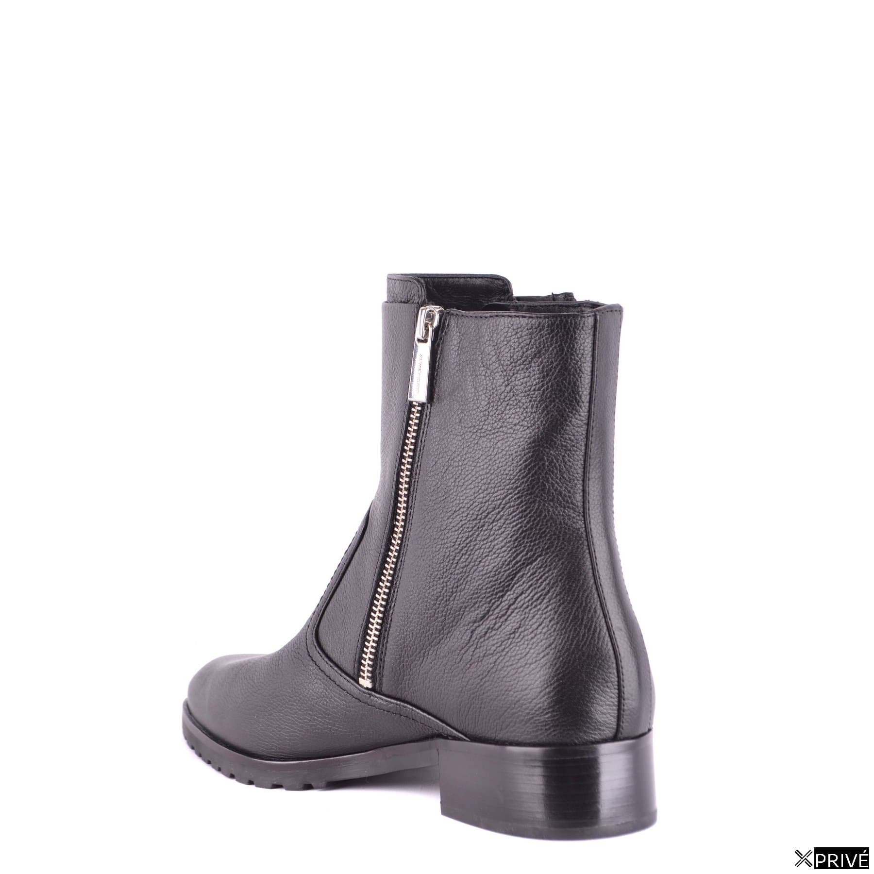 Bottes noires — 3