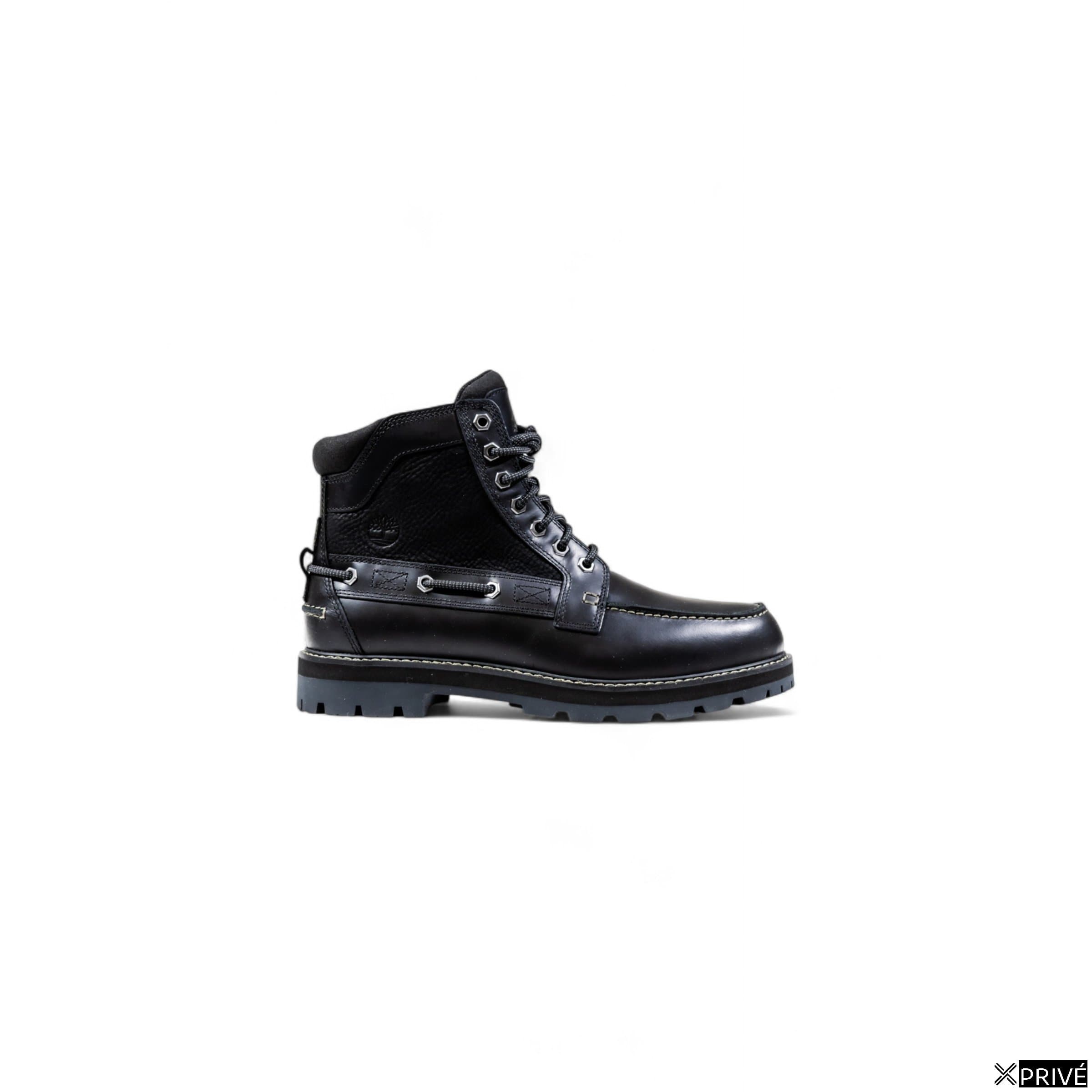 Bottes noires — 1