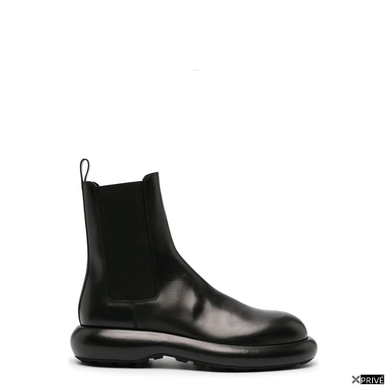 Bottes noires — 1