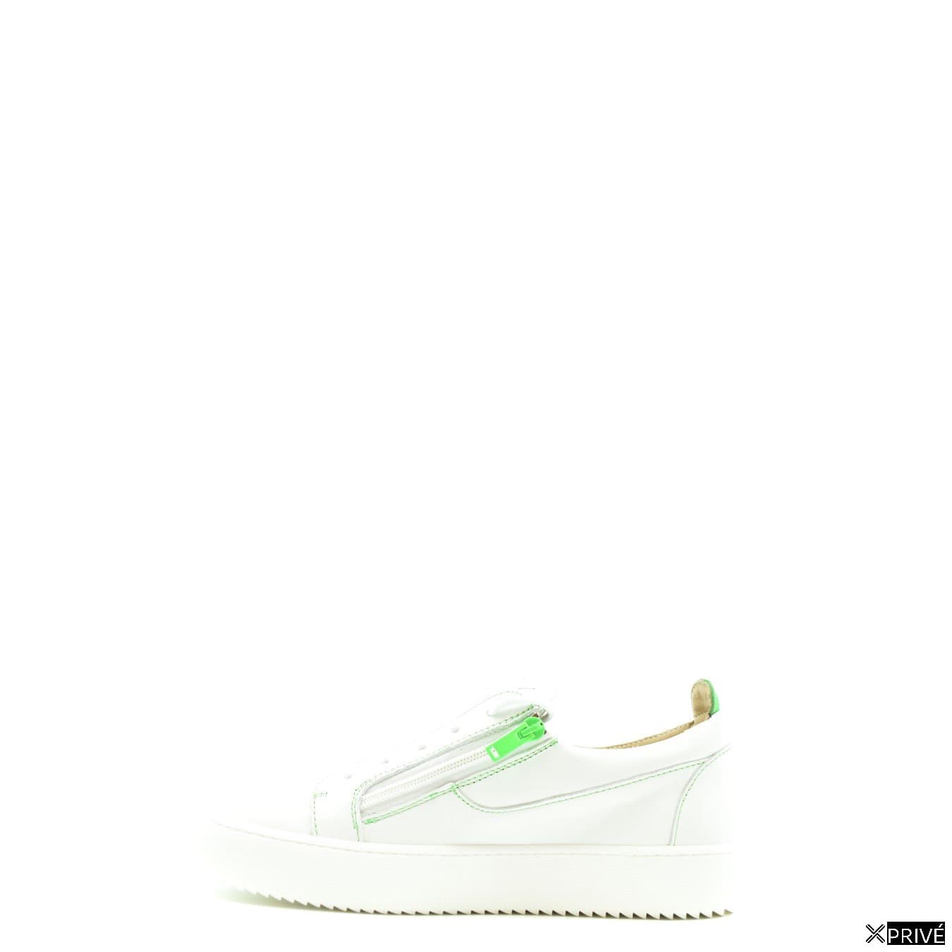 Chaussures de sport blanches — 3