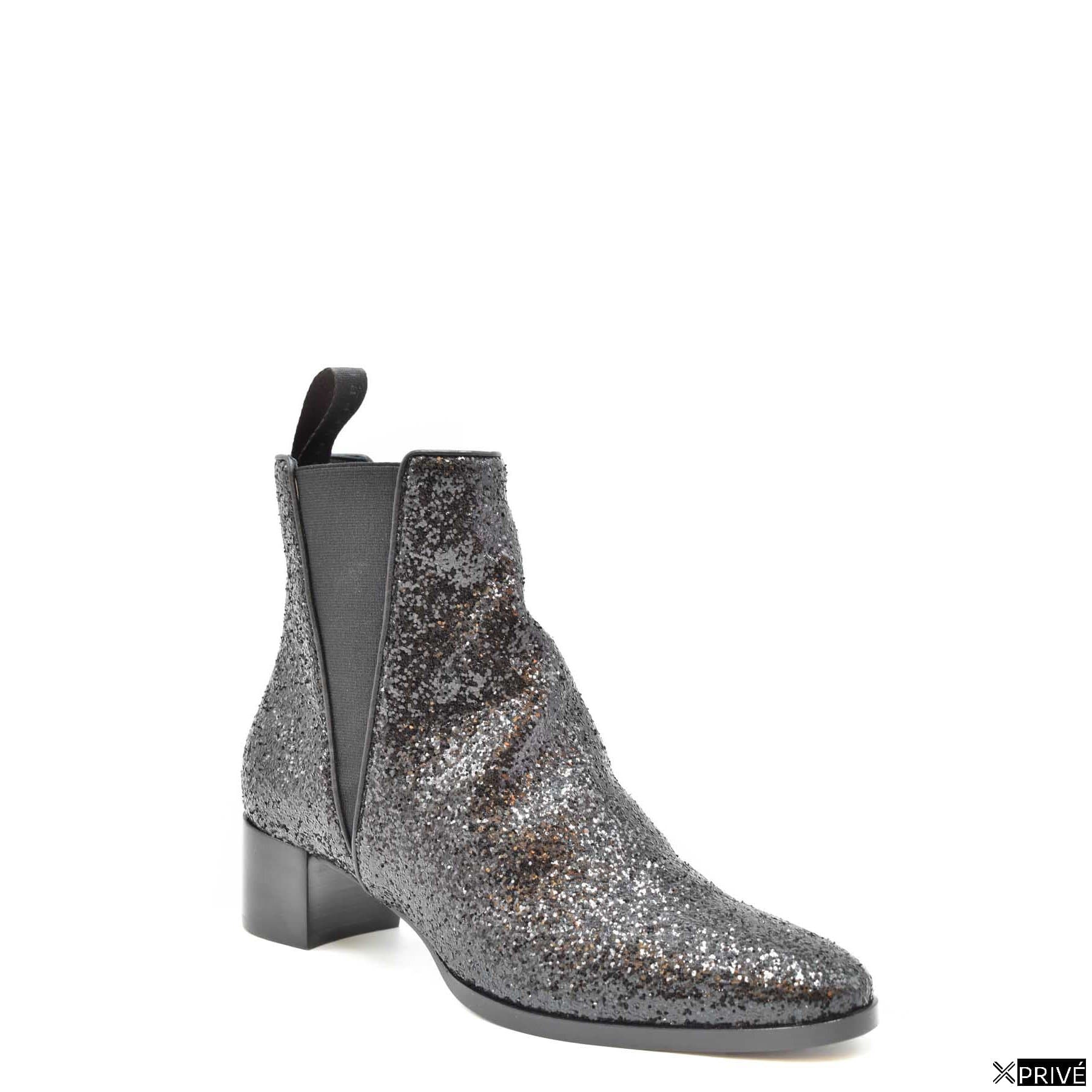 Bottes noires — 2