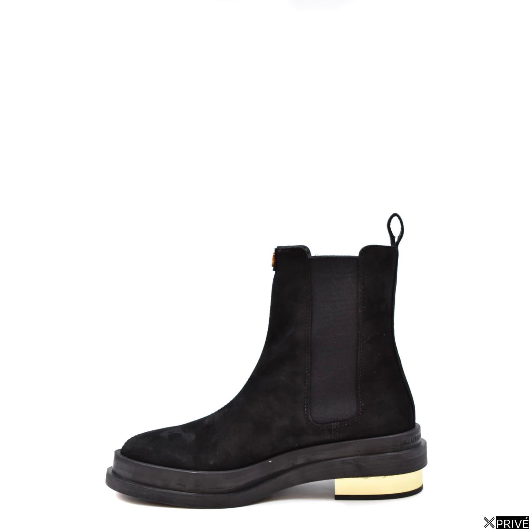 Bottes noires — 3
