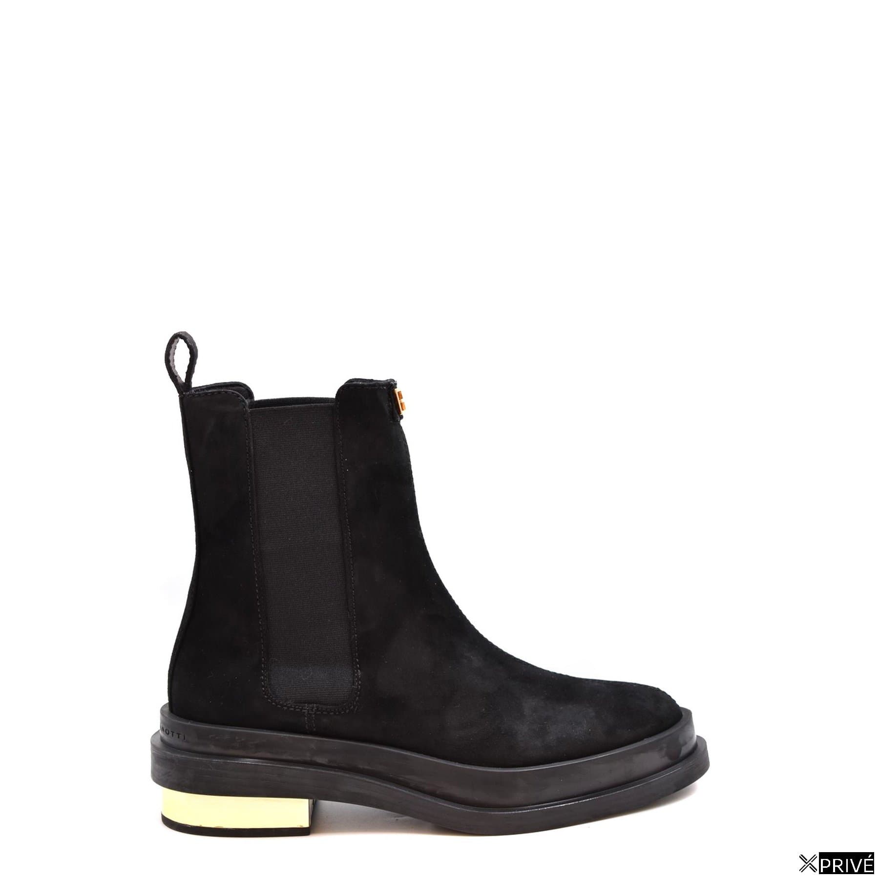 Bottes noires — 1