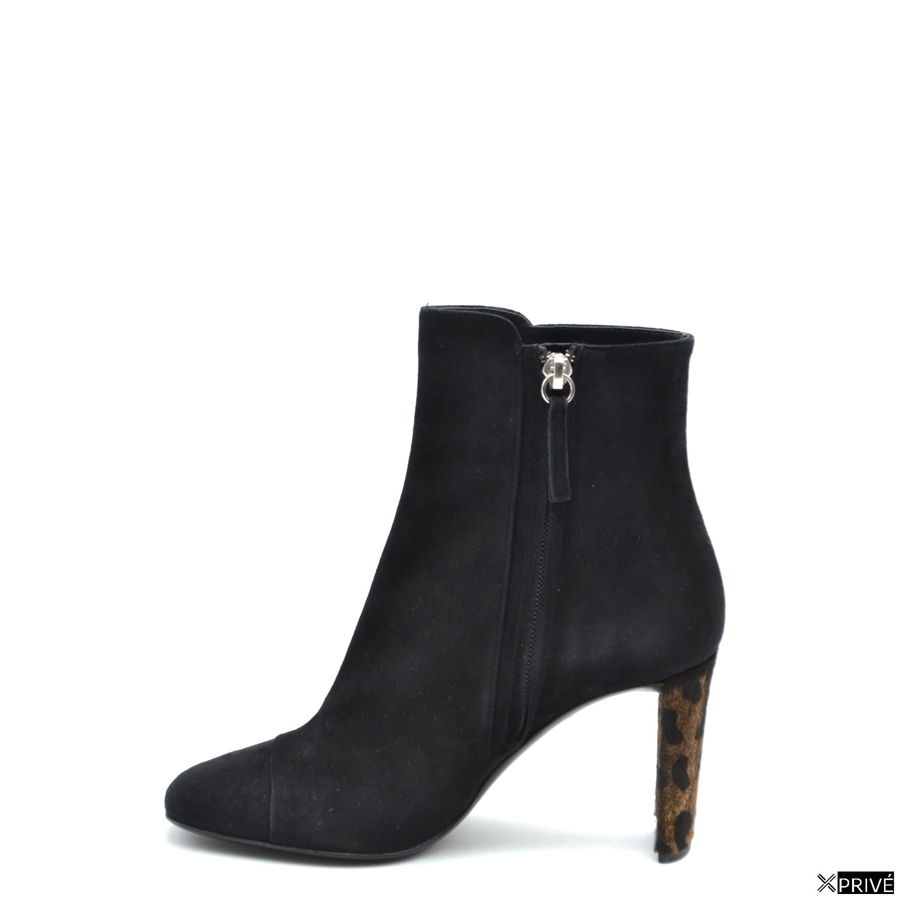 Bottes noires — 3