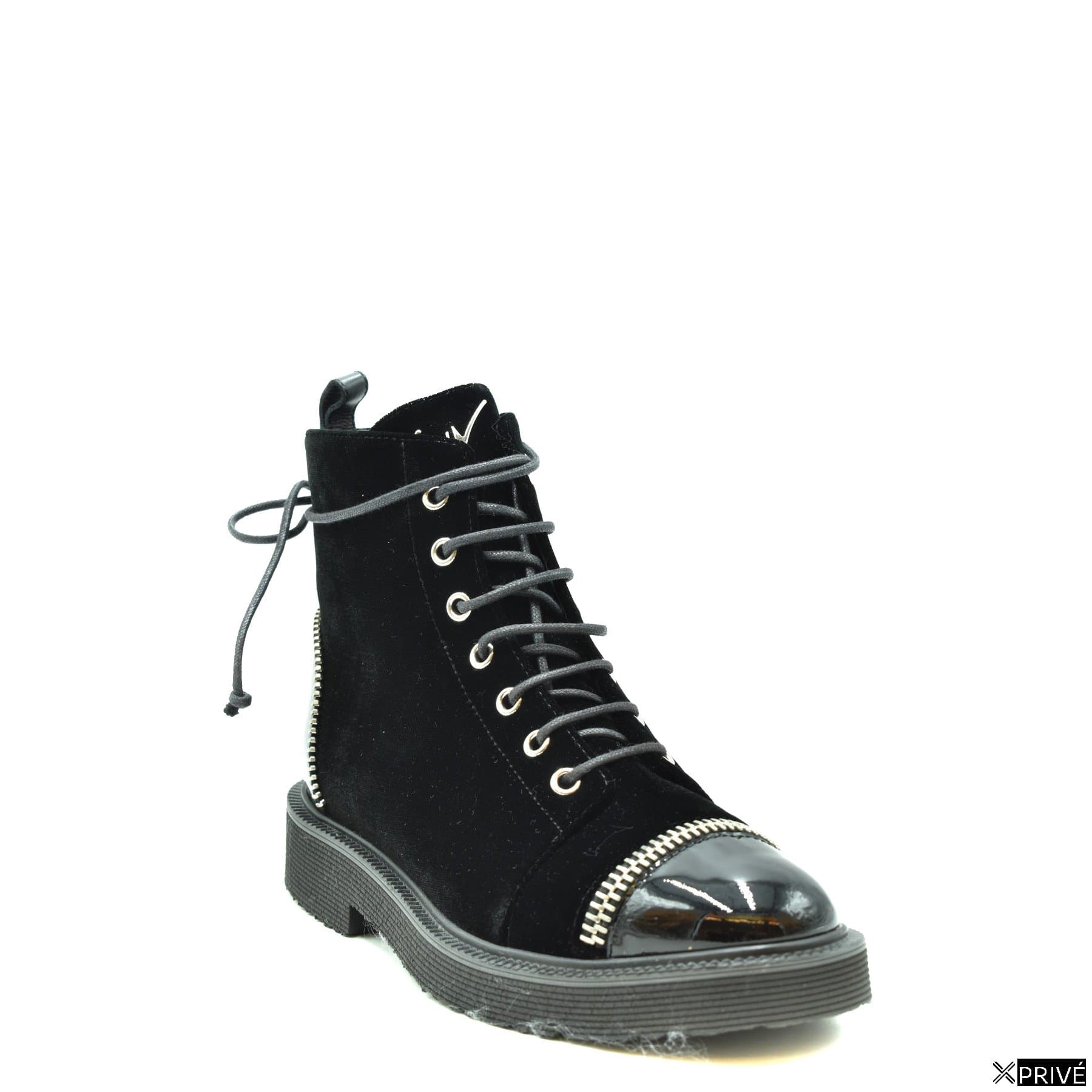 Bottes noires — 2