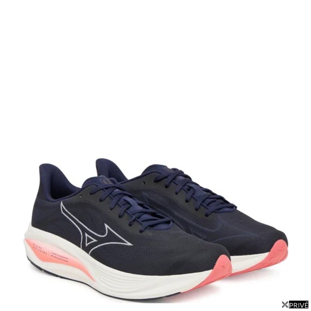 Chaussures de sport bleues — 1