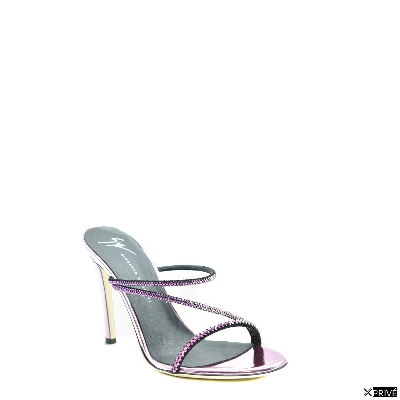 Sandales roses — 2