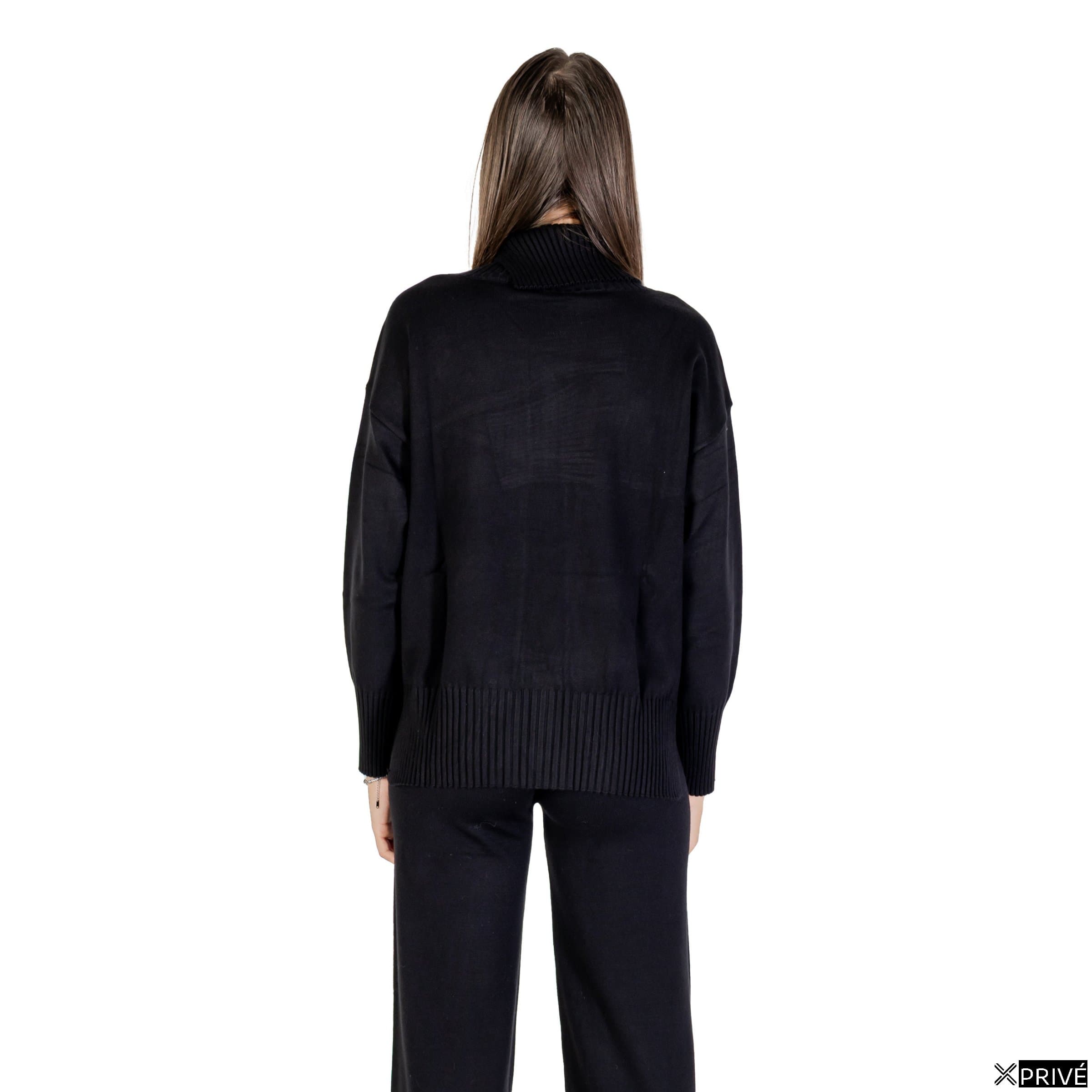 Maille noire — 2