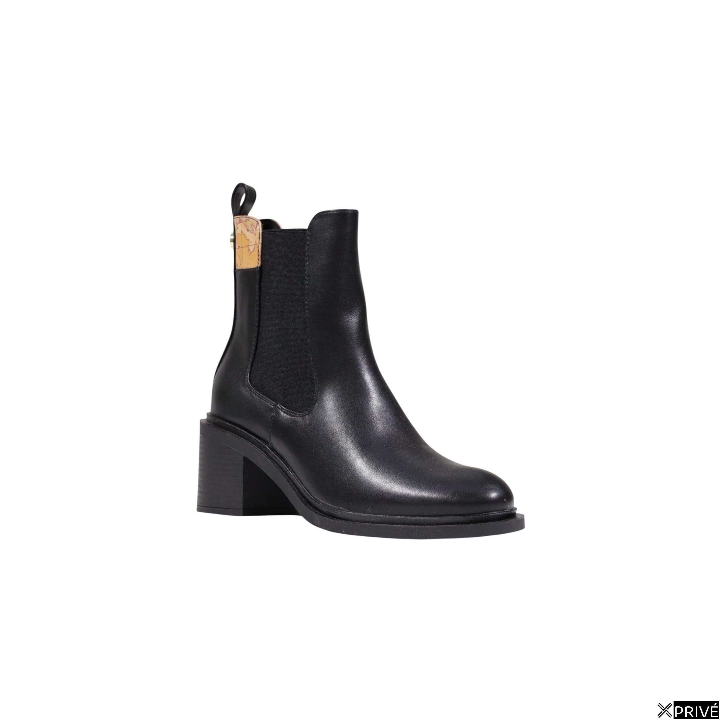 Bottes noires — 2
