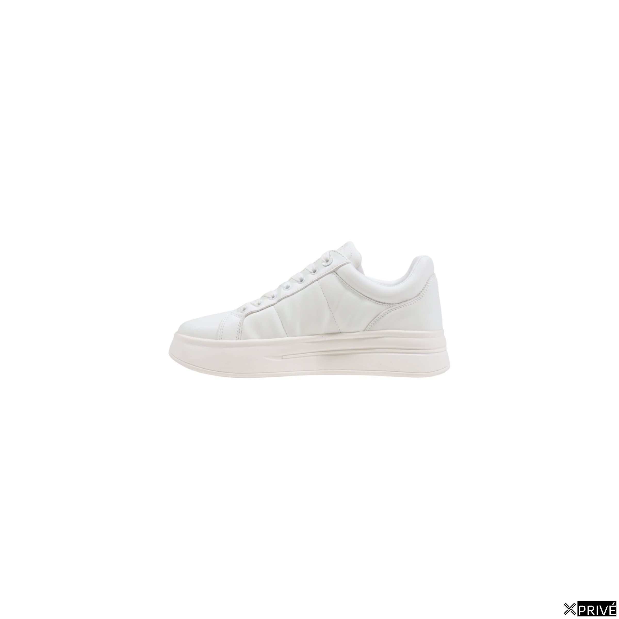 Chaussures de sport blanches — 3