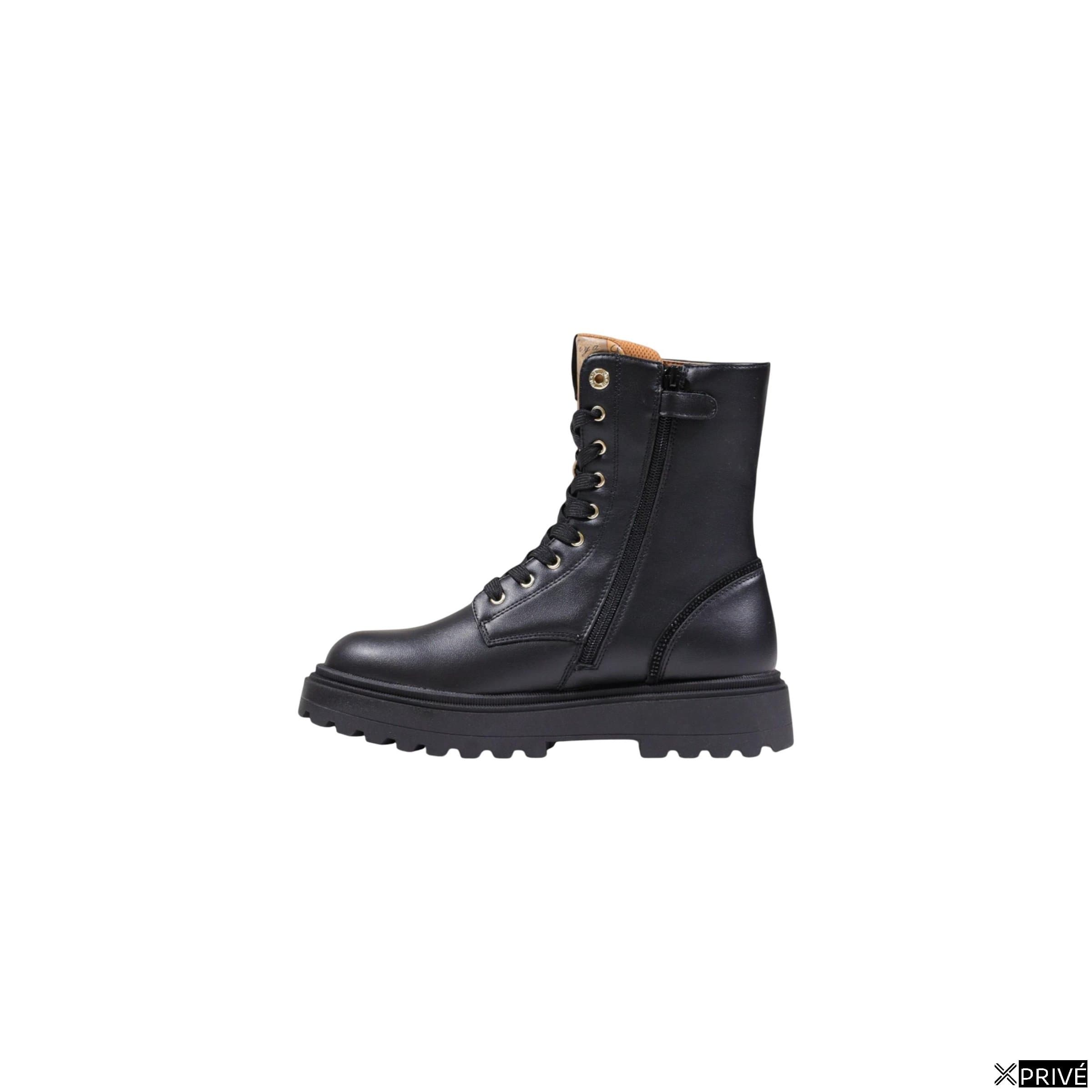 Bottes noires — 3
