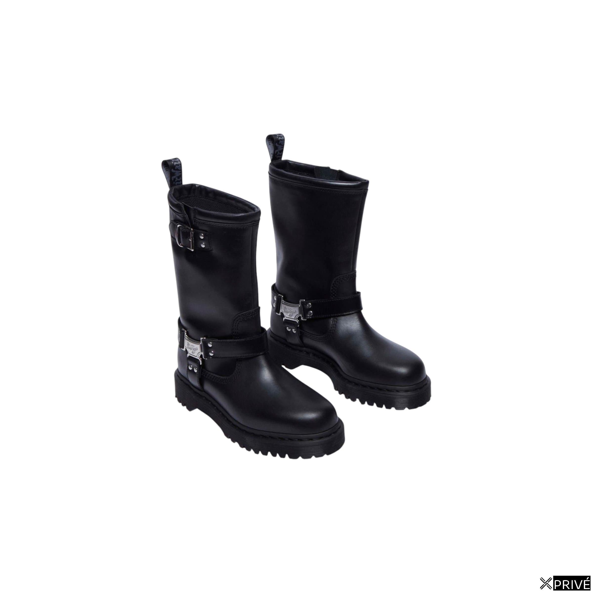 Bottes noires — 3