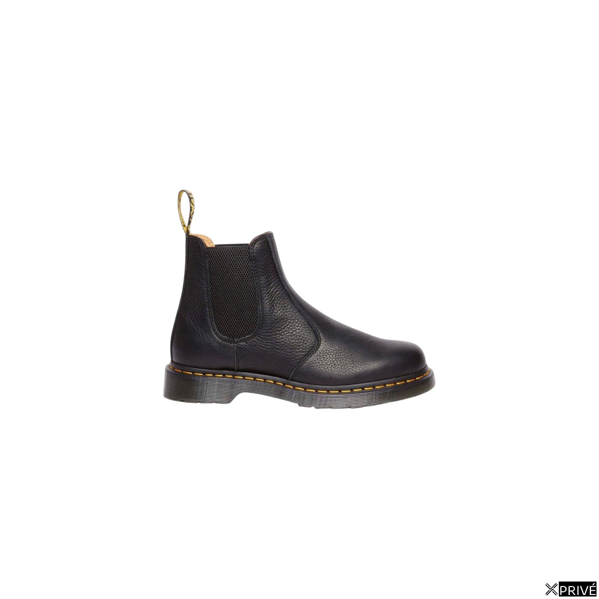 Bottes noires — 1