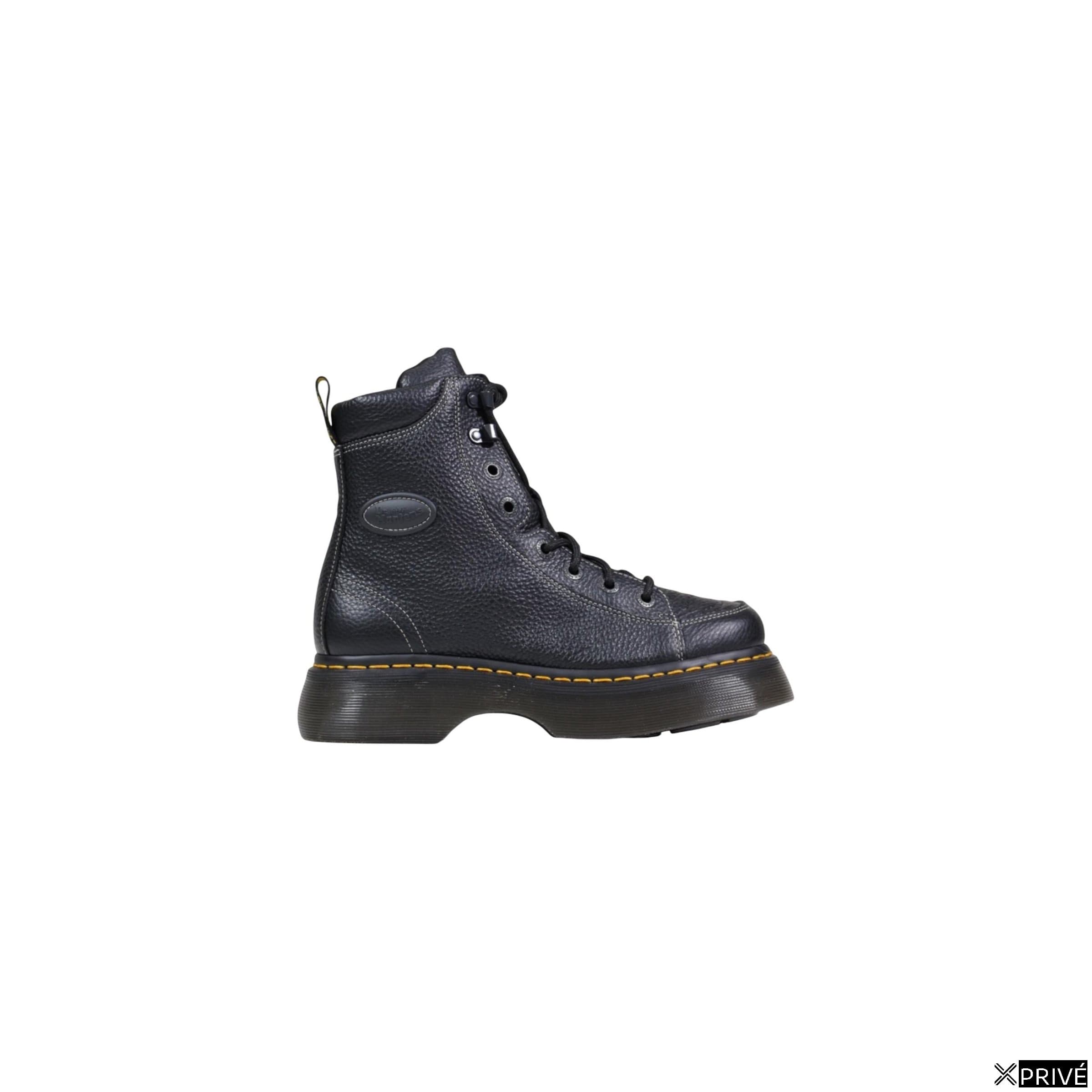Bottes noires — 1