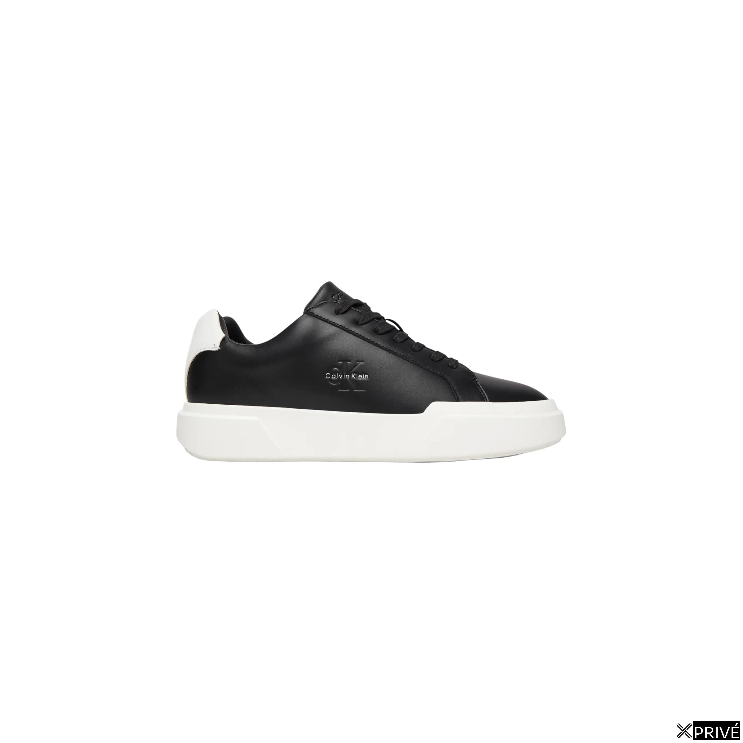 Chaussures de sport noires — 1