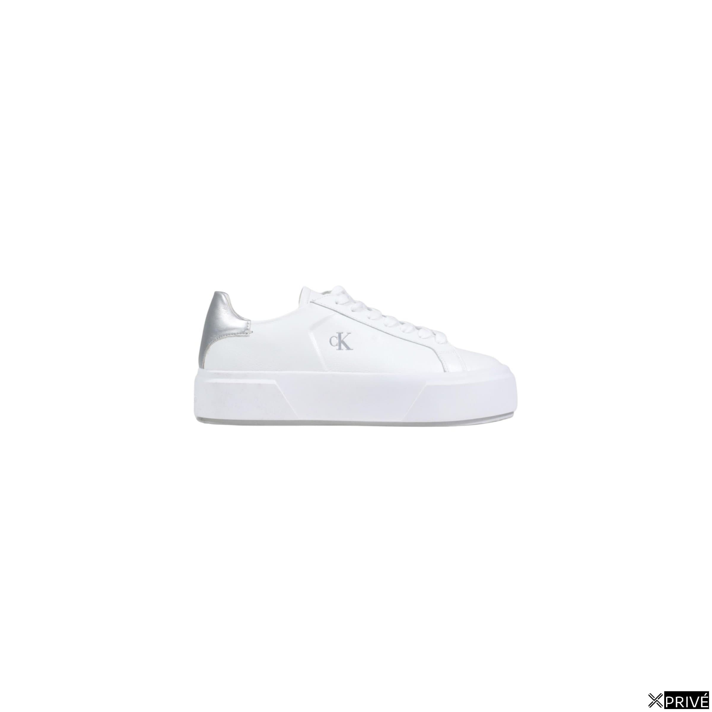 Chaussures de sport blanches — 1