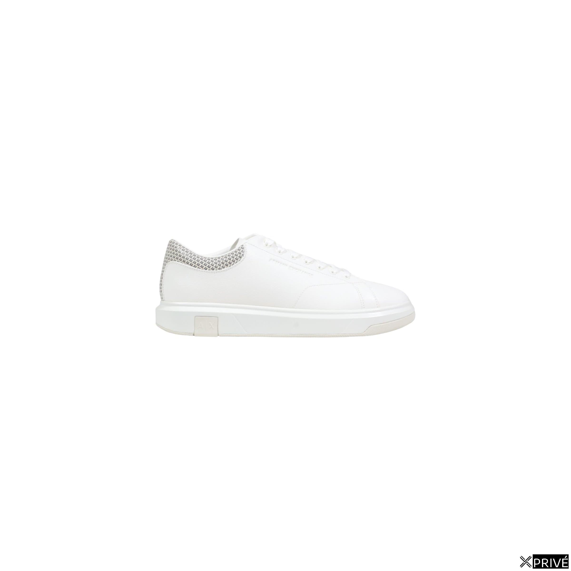 Chaussures de sport blanches — 1
