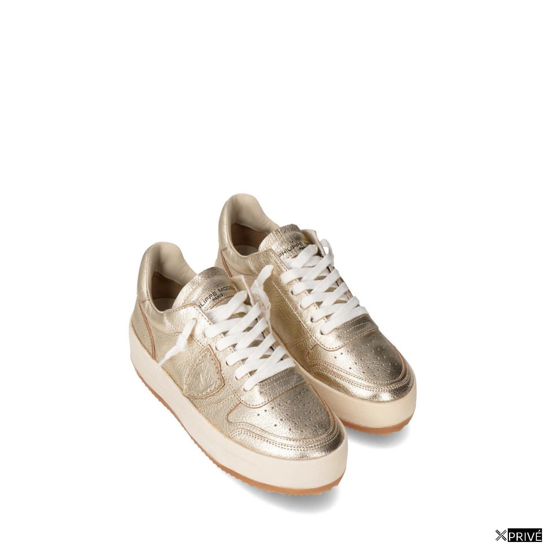 Chaussures de sport dorées — 2