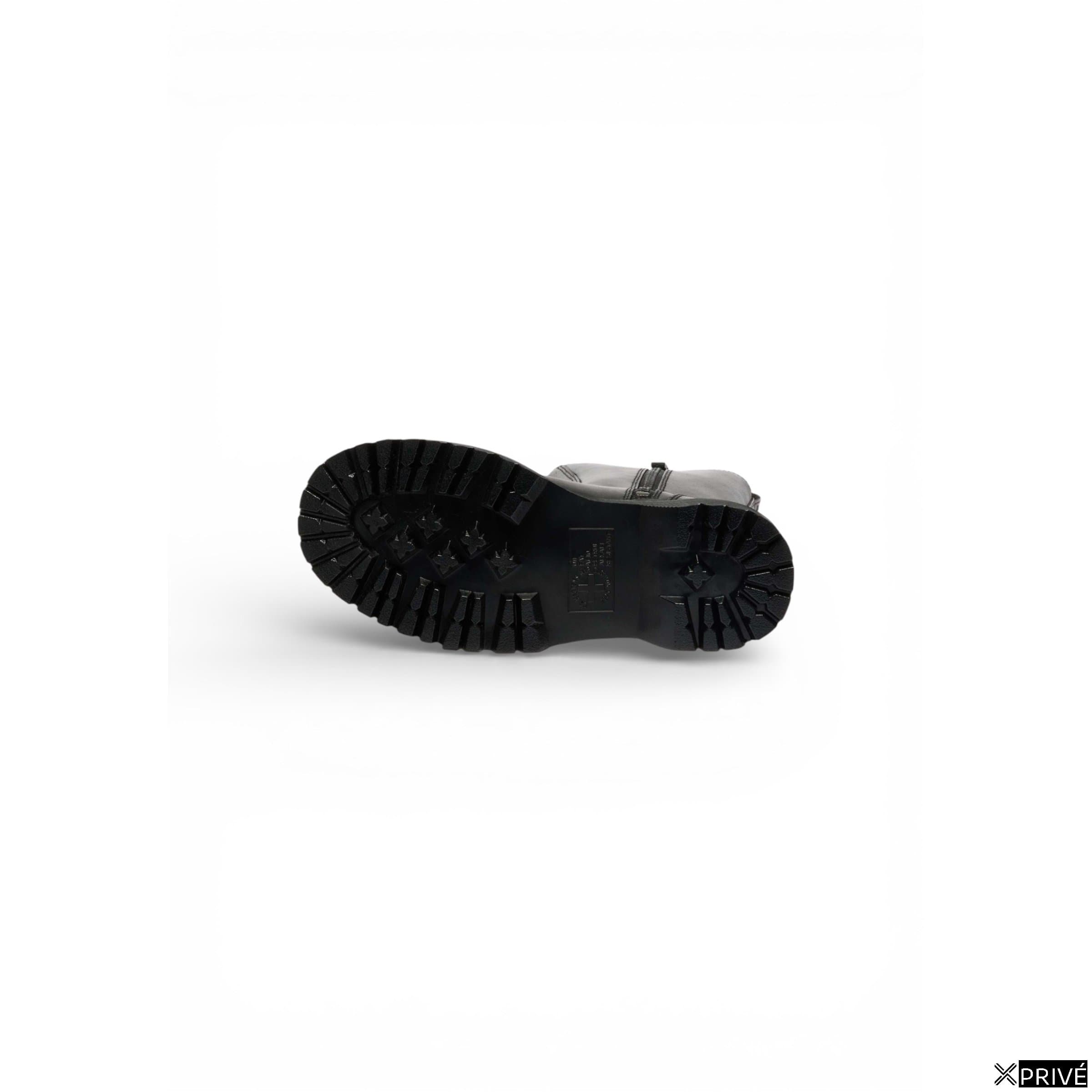 Bottes noires — 2