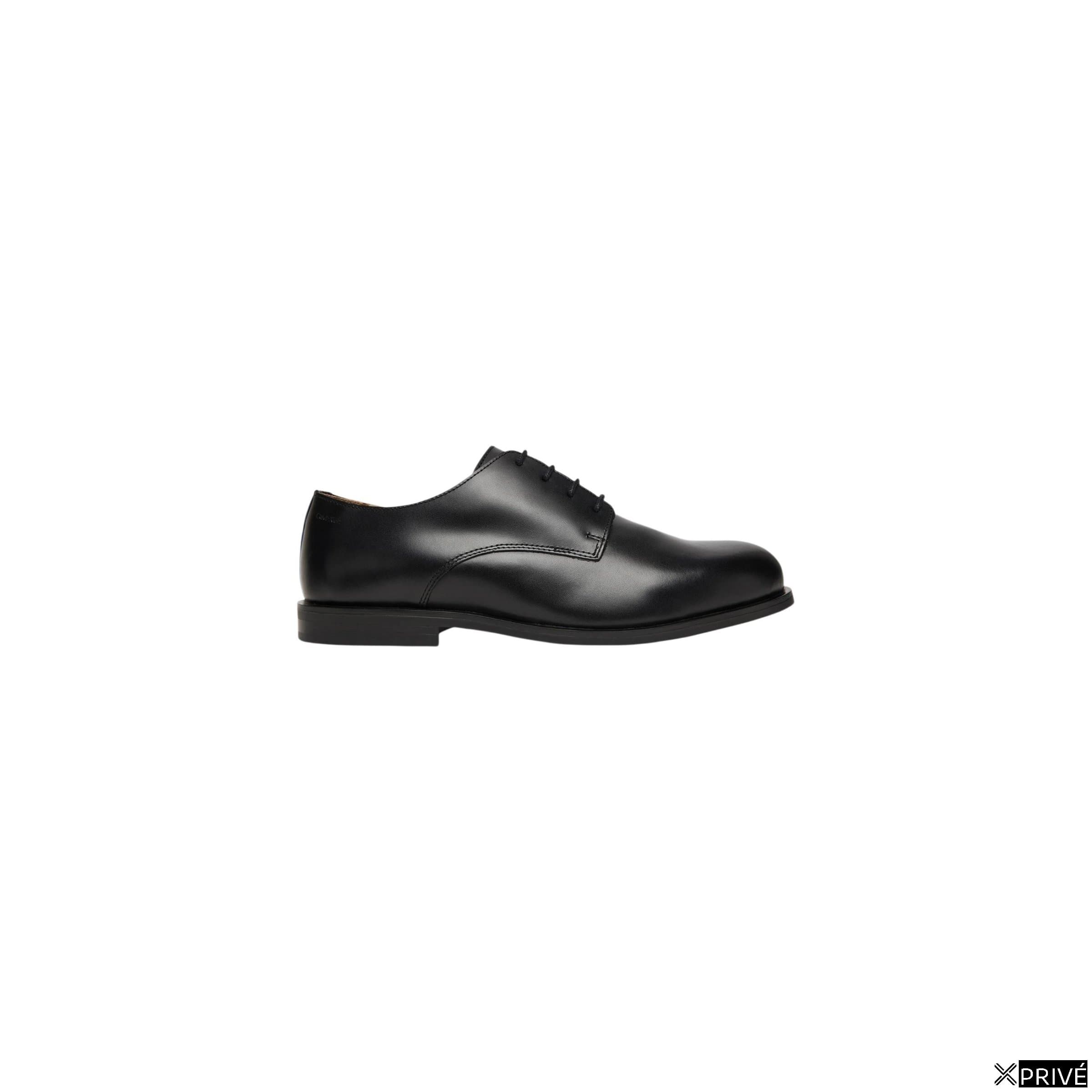 Chaussure à lacets noires — 1