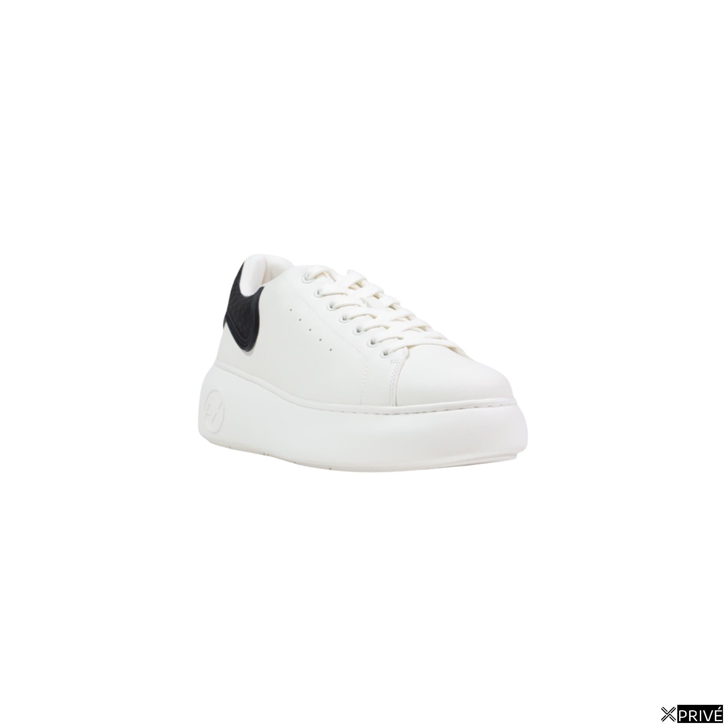 Chaussures de sport blanches — 2