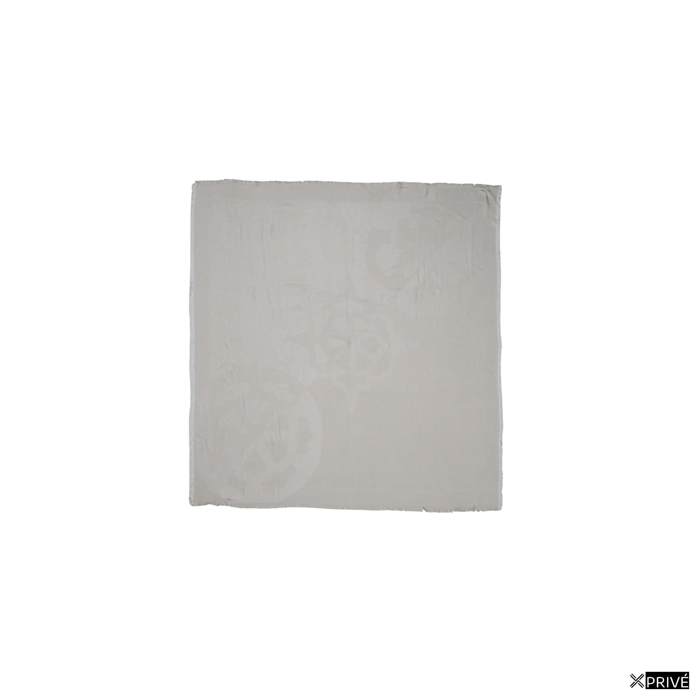 Écharpe beige — 1