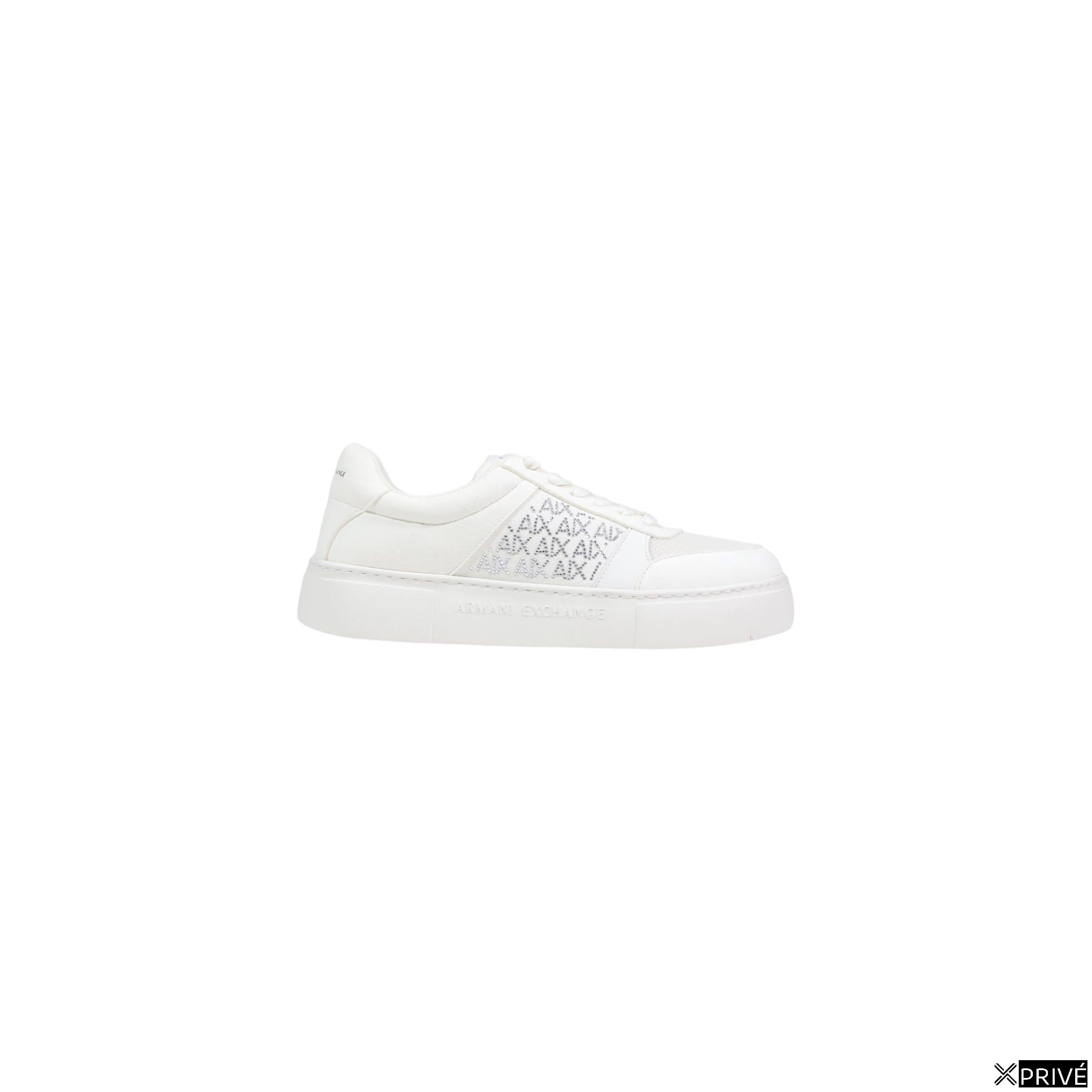 Chaussures de sport blanches — 1