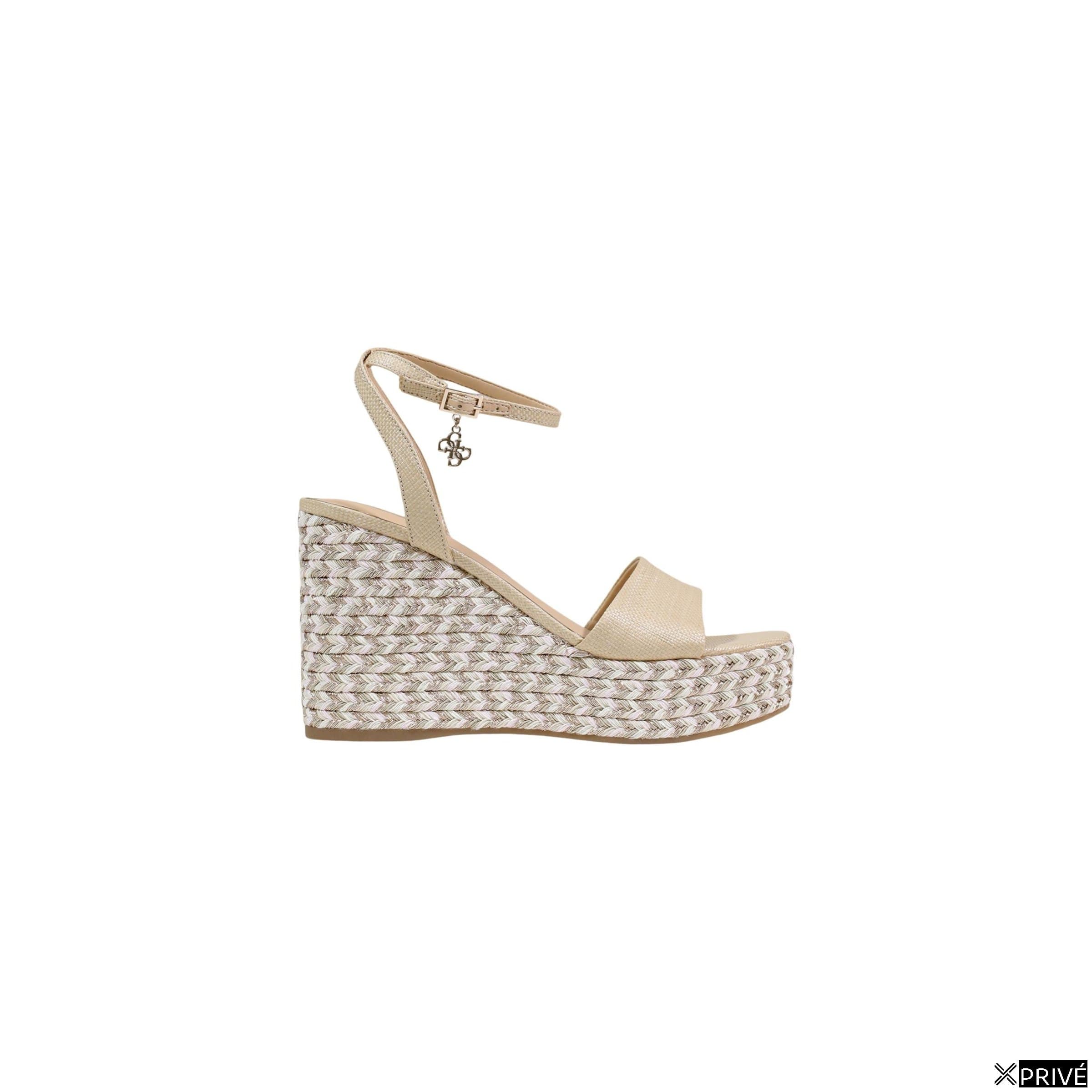 Sandales beiges — 1