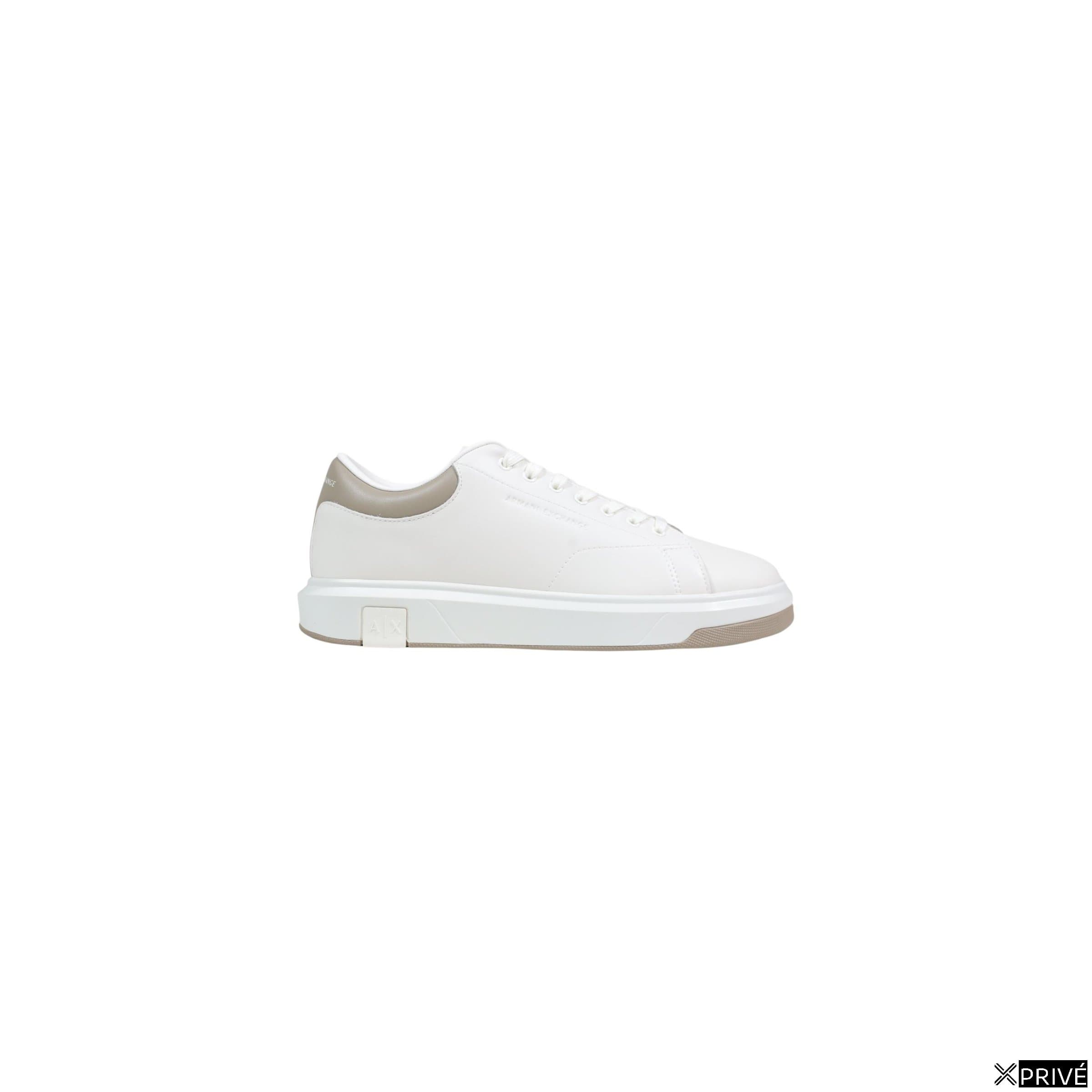 Chaussures de sport beiges — 1