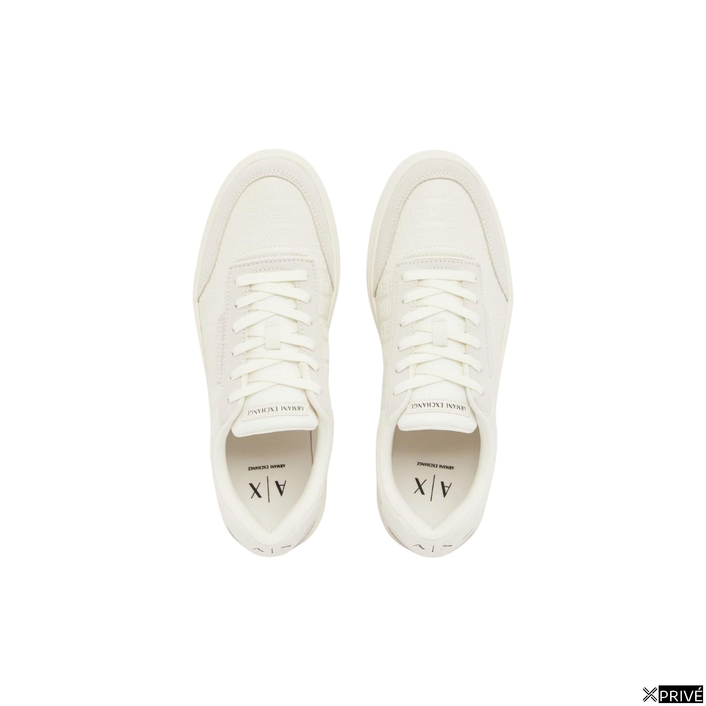 Chaussures de sport blanches — 3
