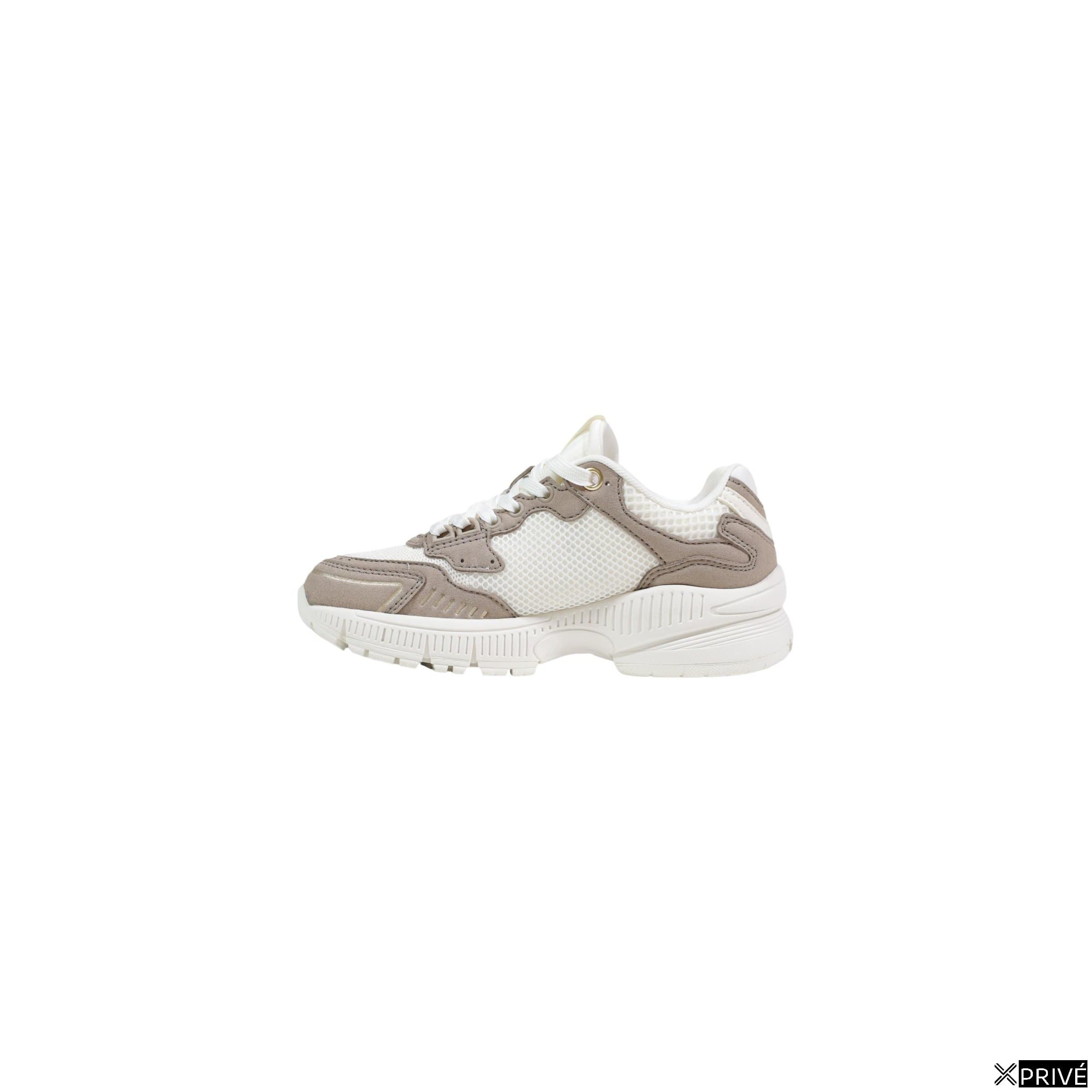 Chaussures de sport brunes — 3