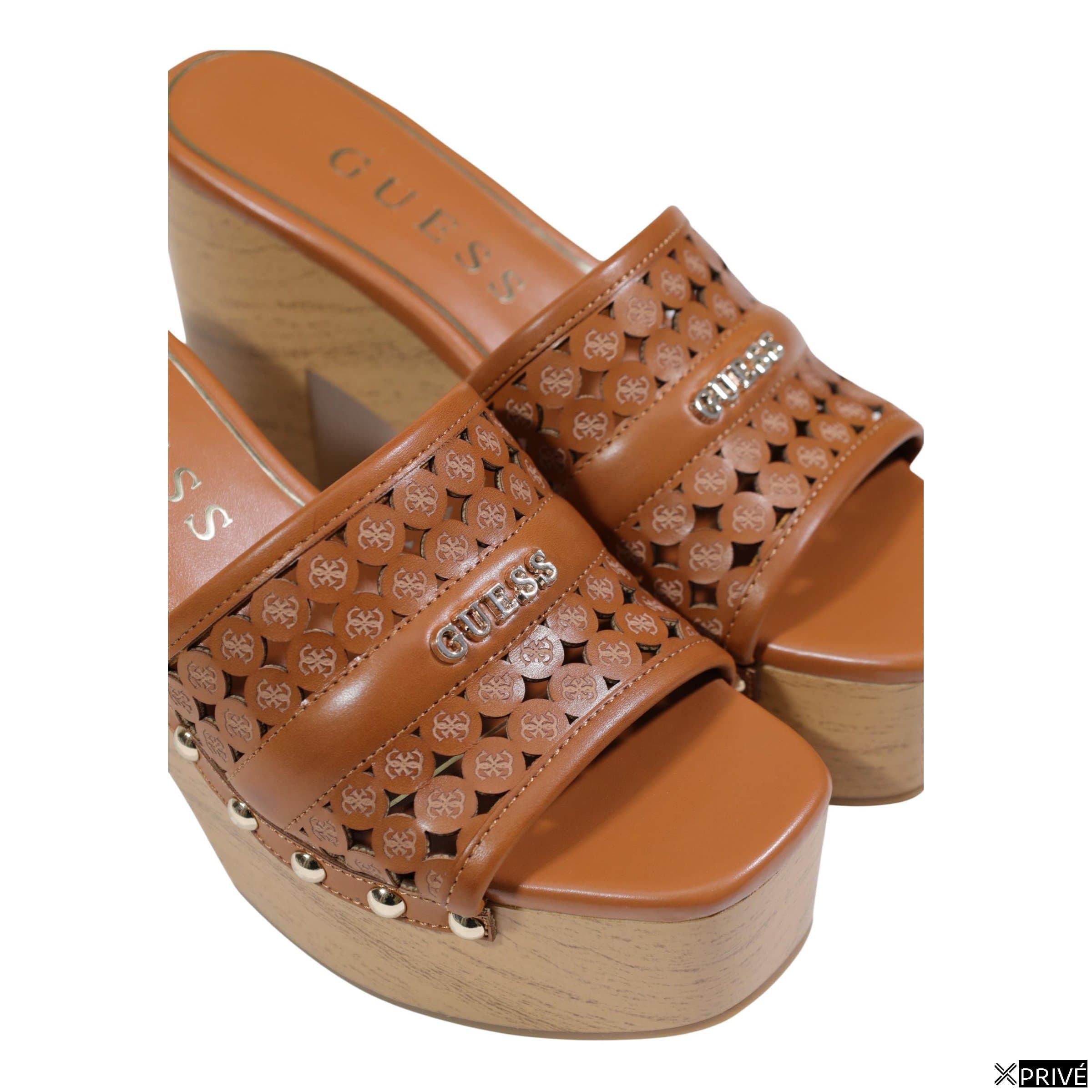 Sandales brunes — 2