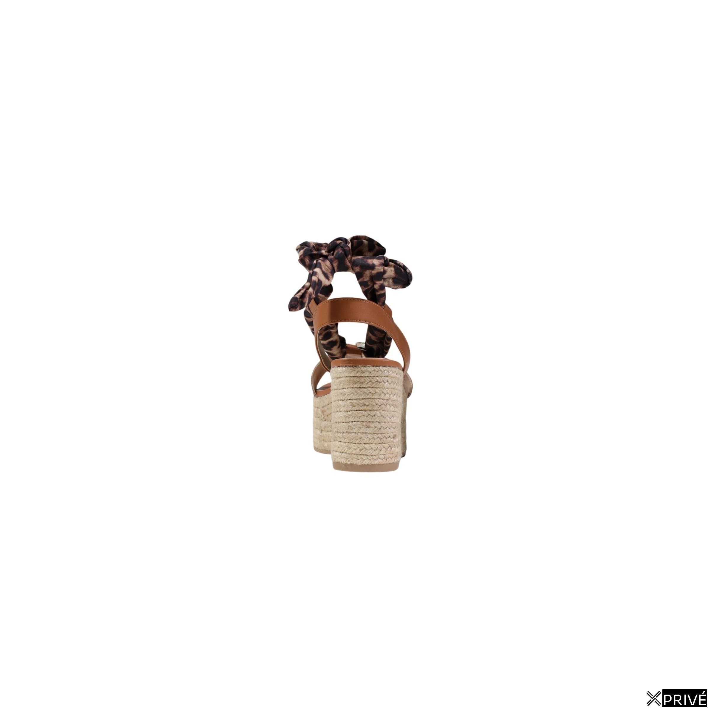 Sandales brunes — 3