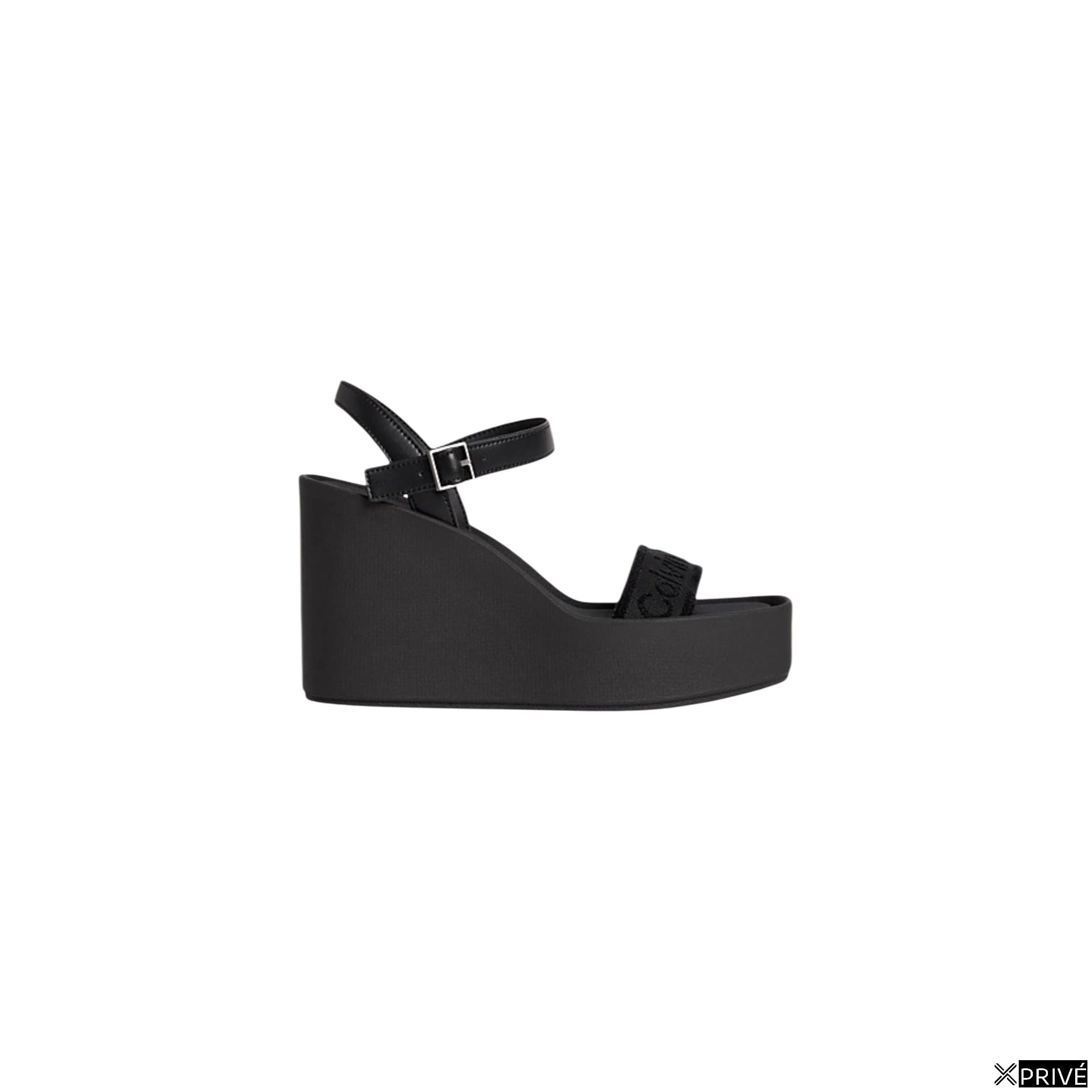 Sandales noires — 1