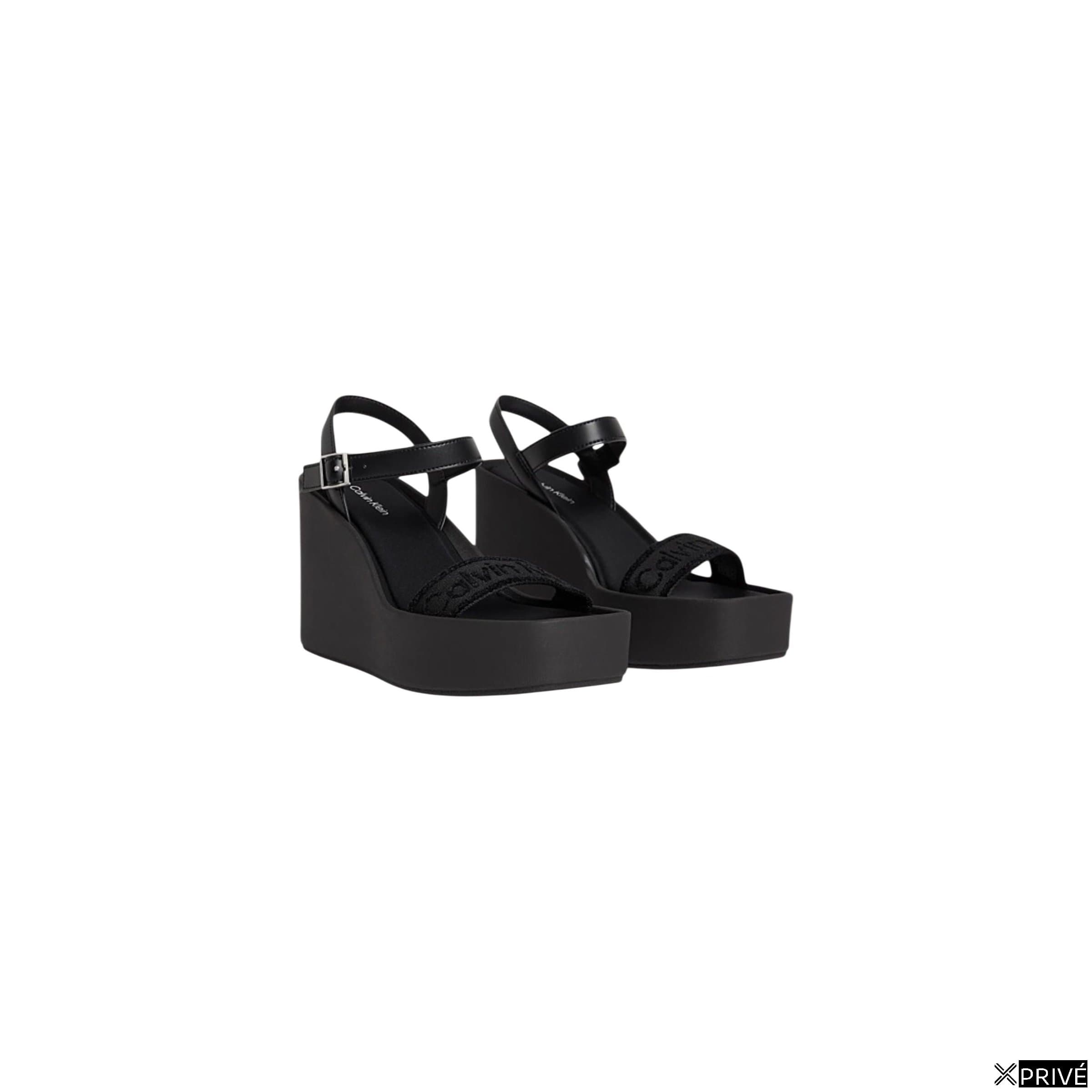 Sandales noires — 2