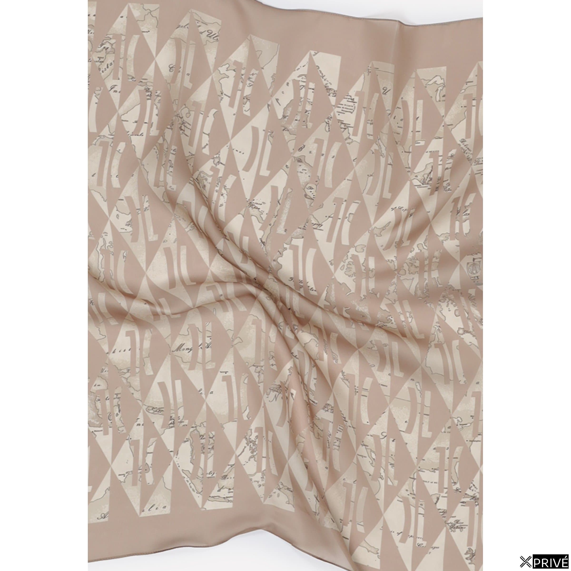 Écharpe beige — 2