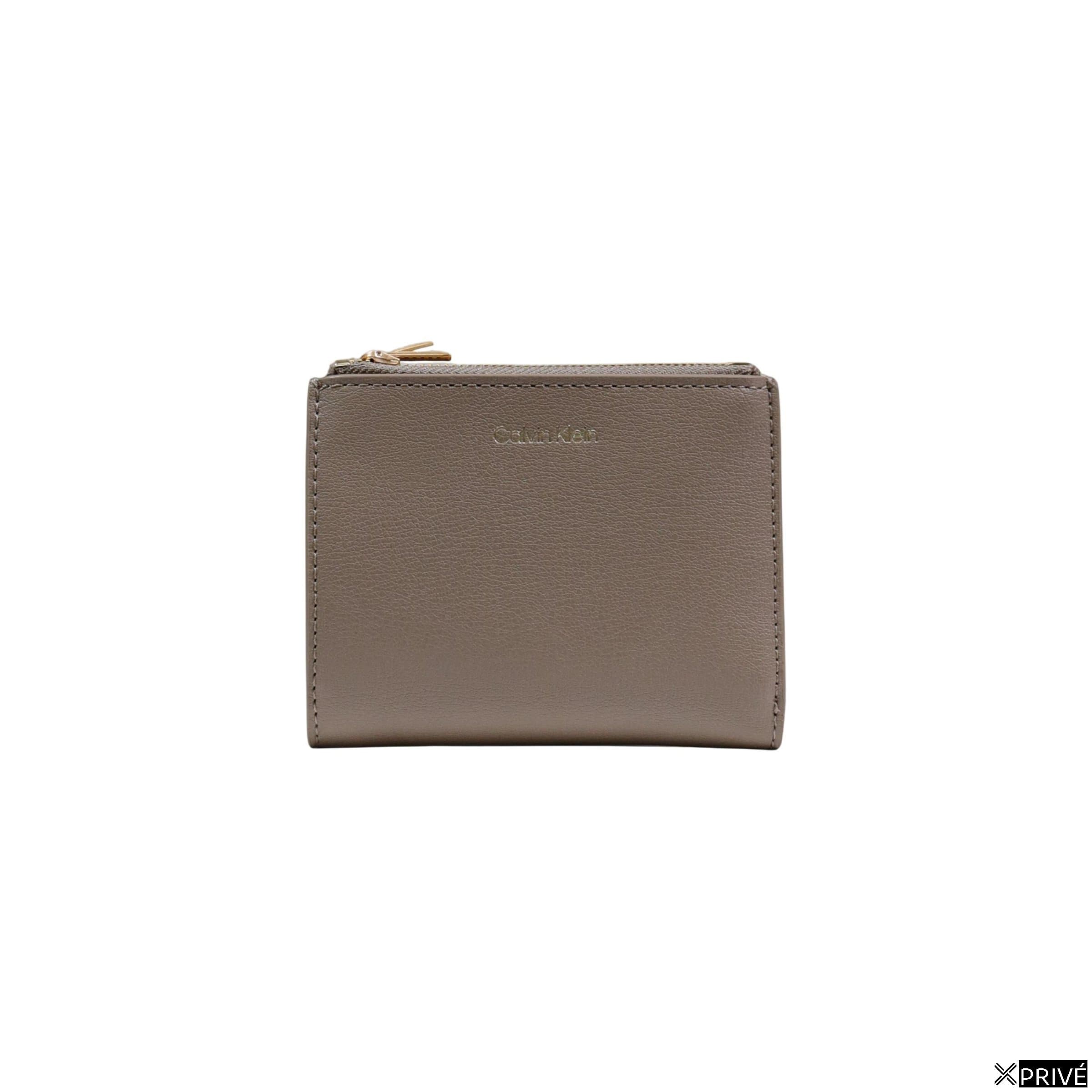 Portefeuille beige — 1