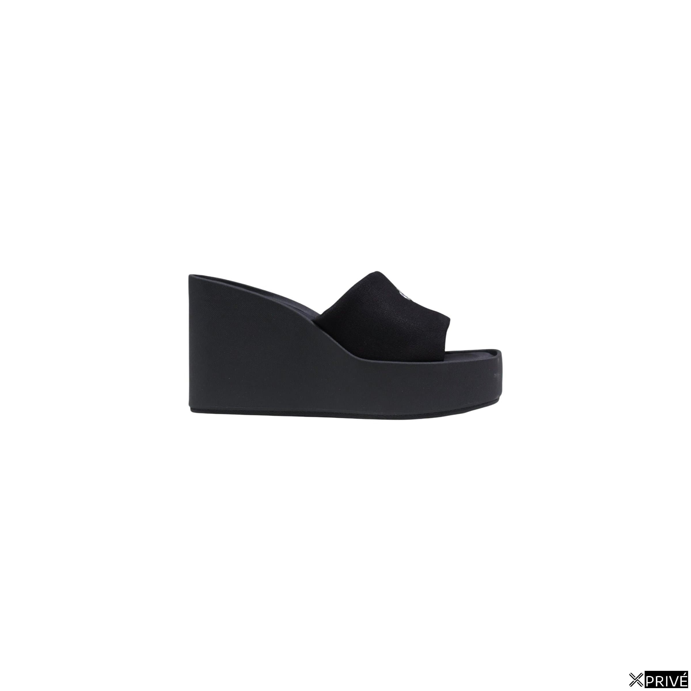 Chausson noires — 1