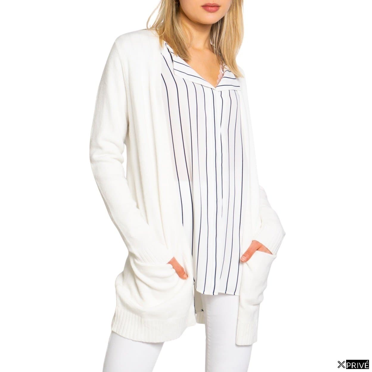 Cardigan blanc — 1
